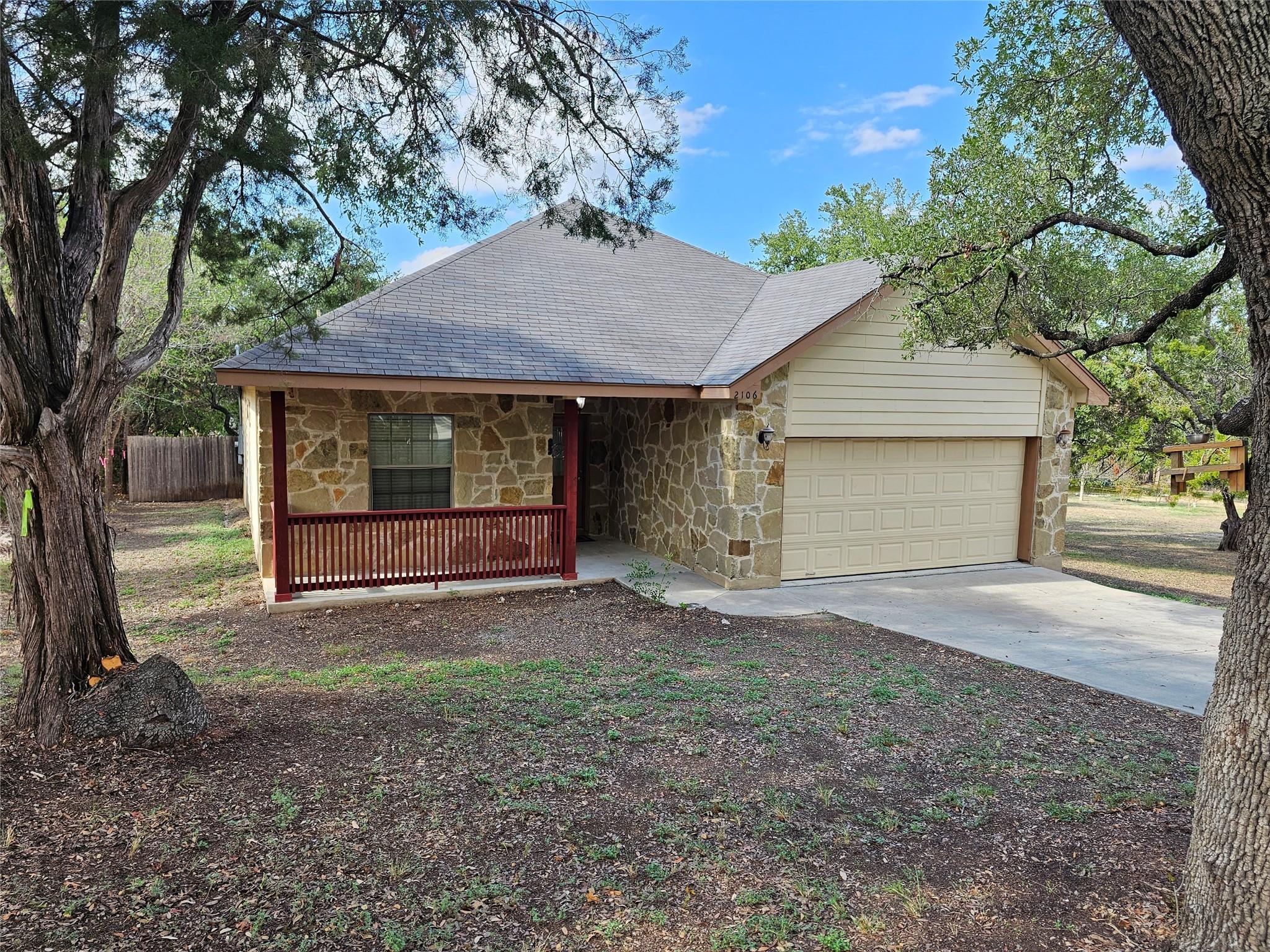 2106 Red Fox Rd Property Photo 1