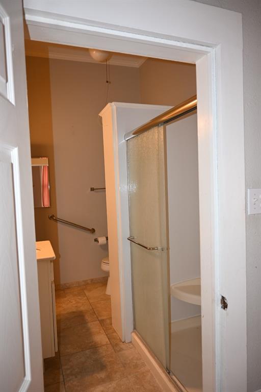 419 S Avenue C Property Photo 10