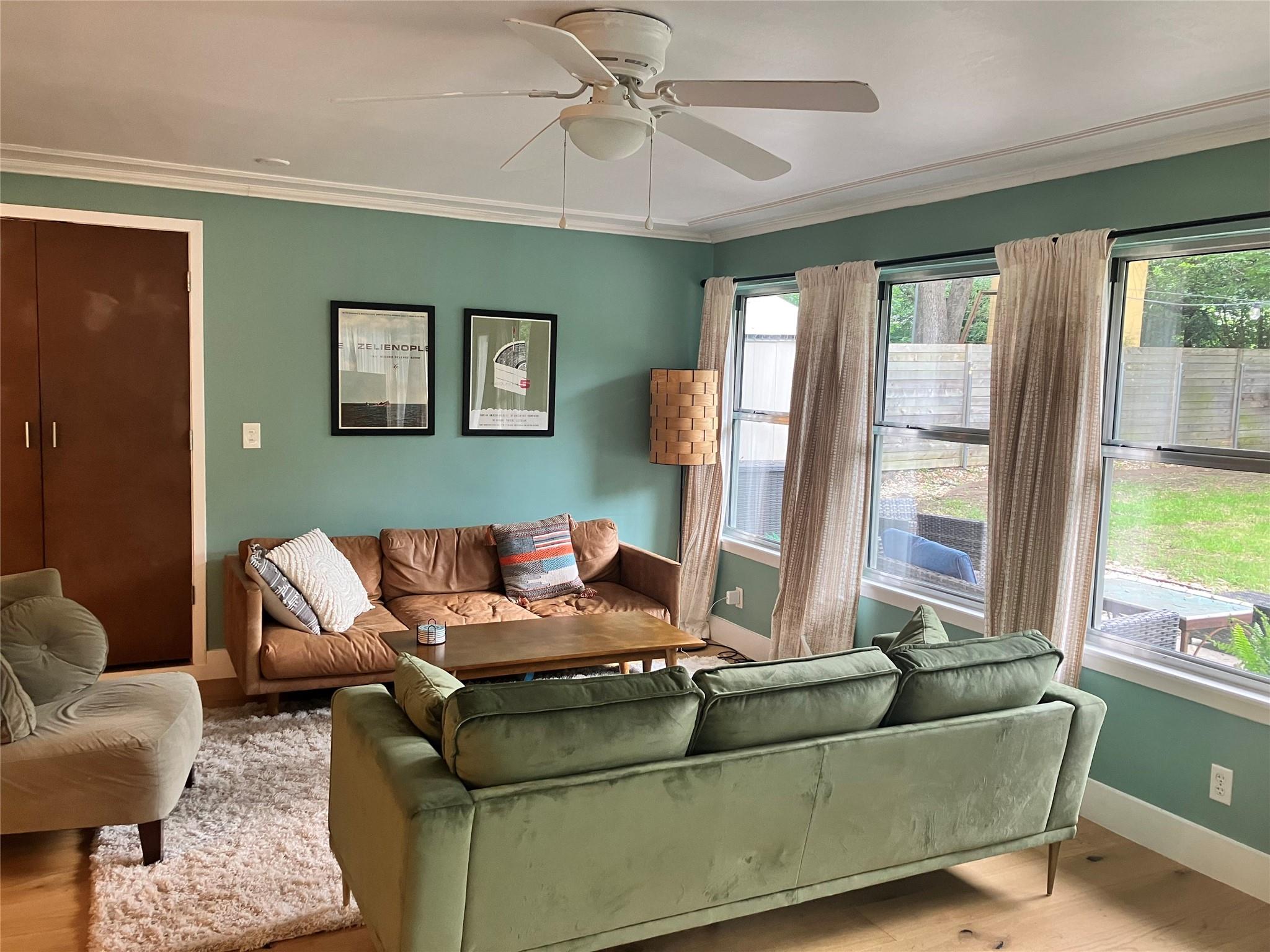 4604 Rue St Property Photo 3