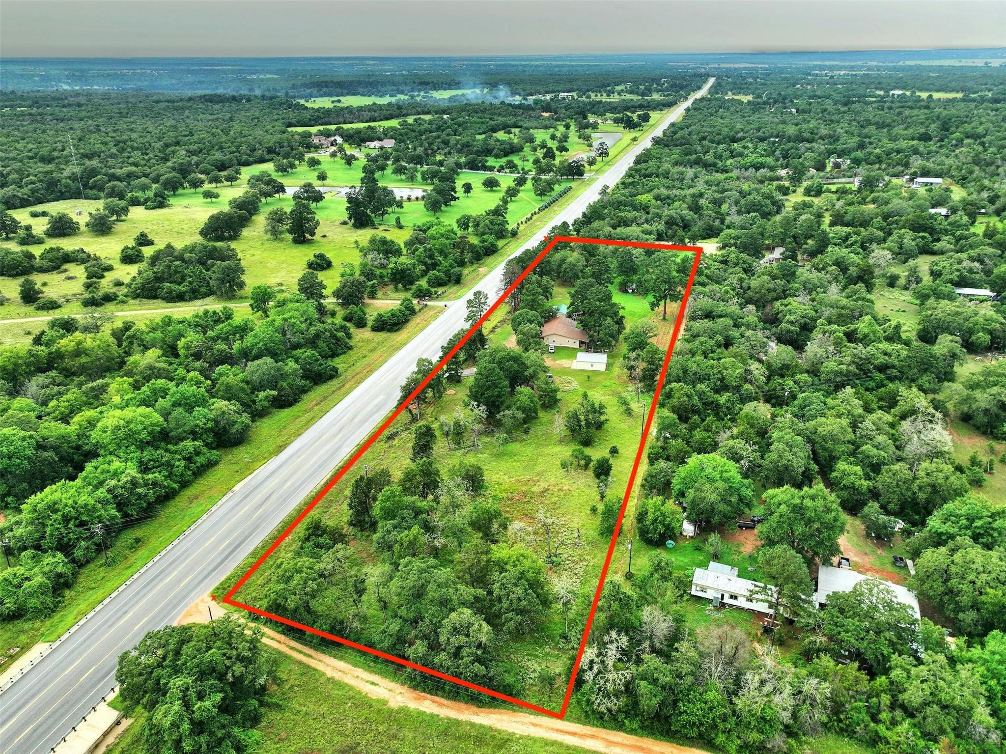 2169 Highway 304 Property Photo 2