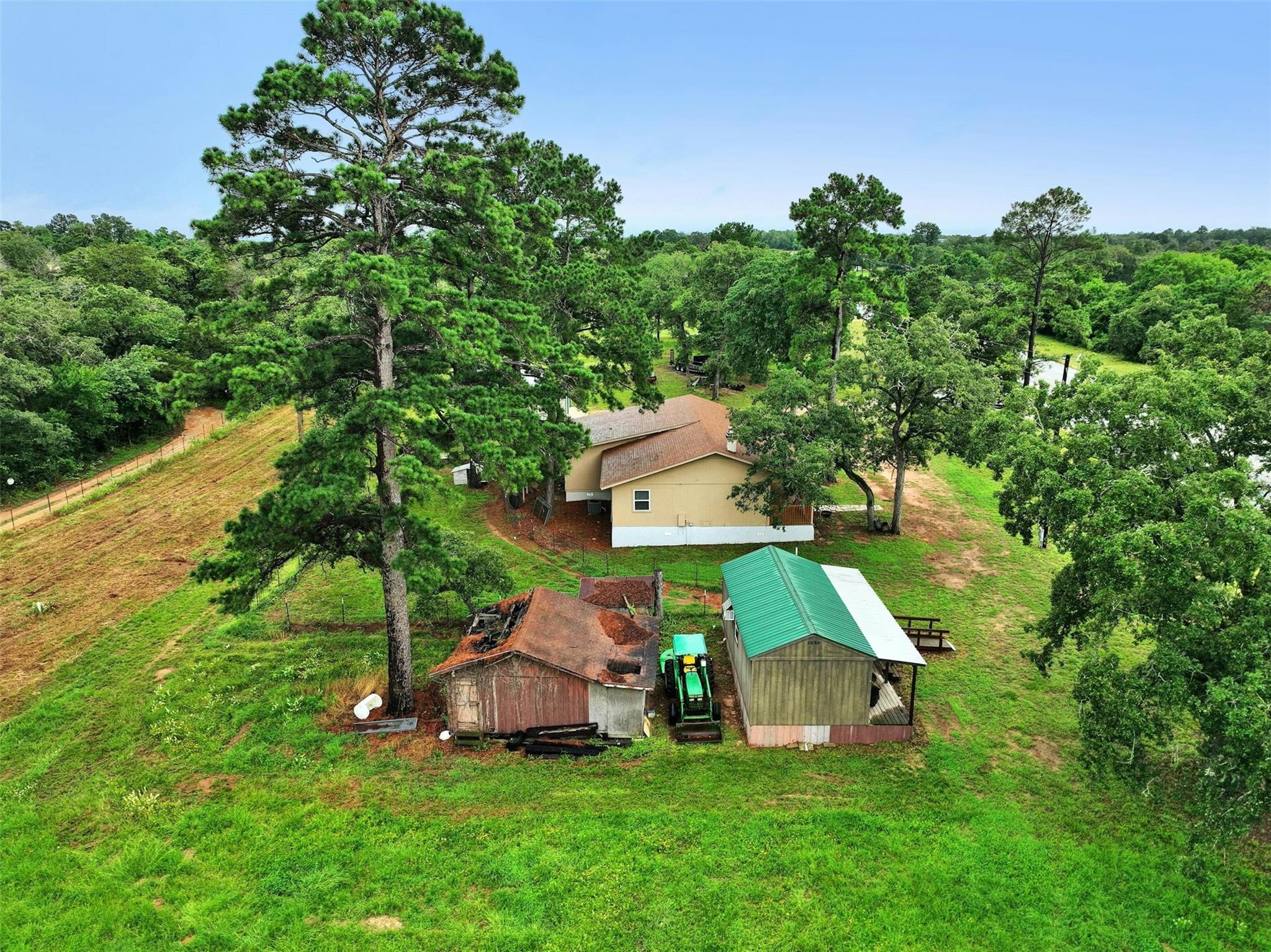 2169 Highway 304 Property Photo 37