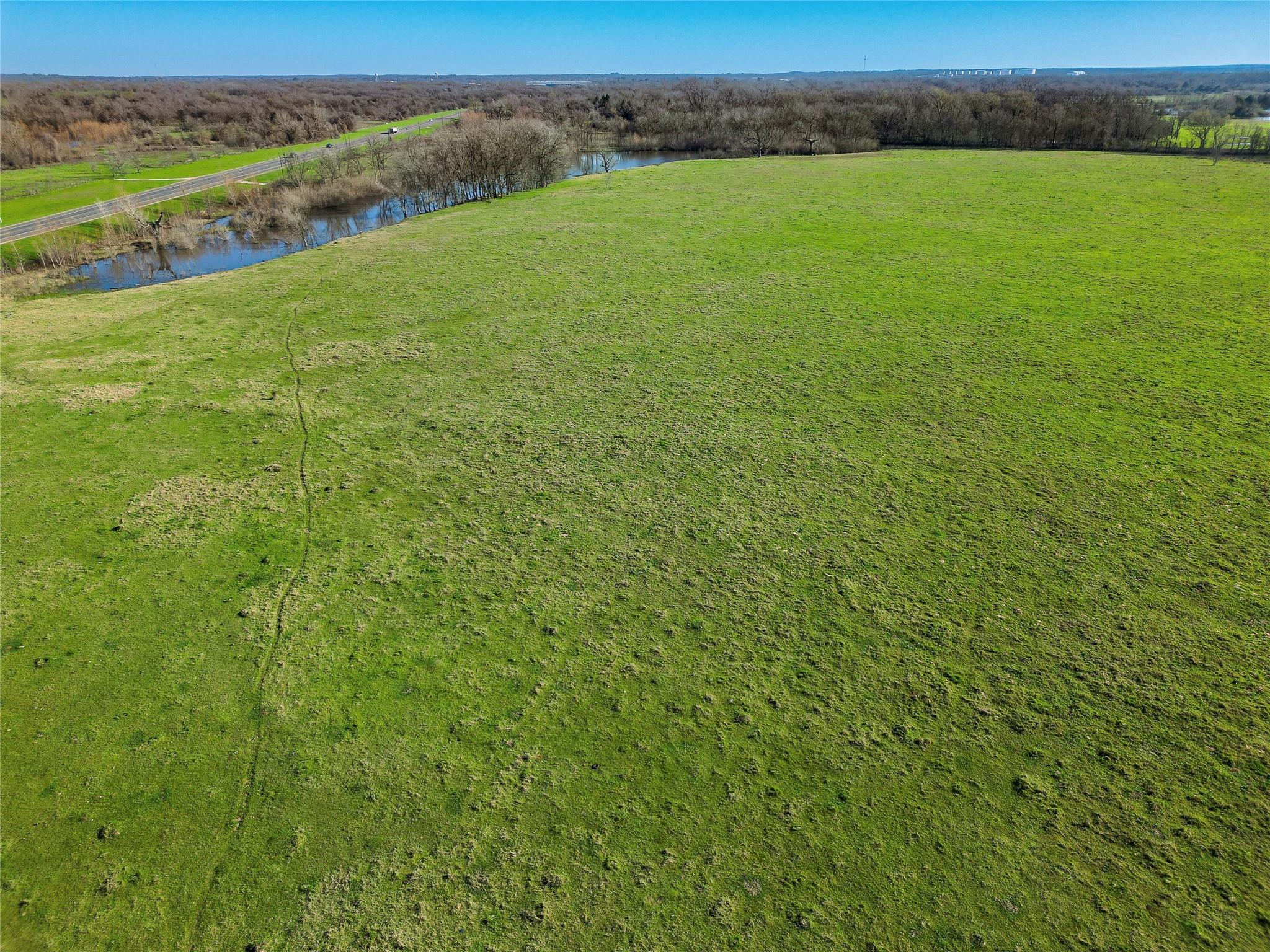 000 Hwy 79 Property Photo 18