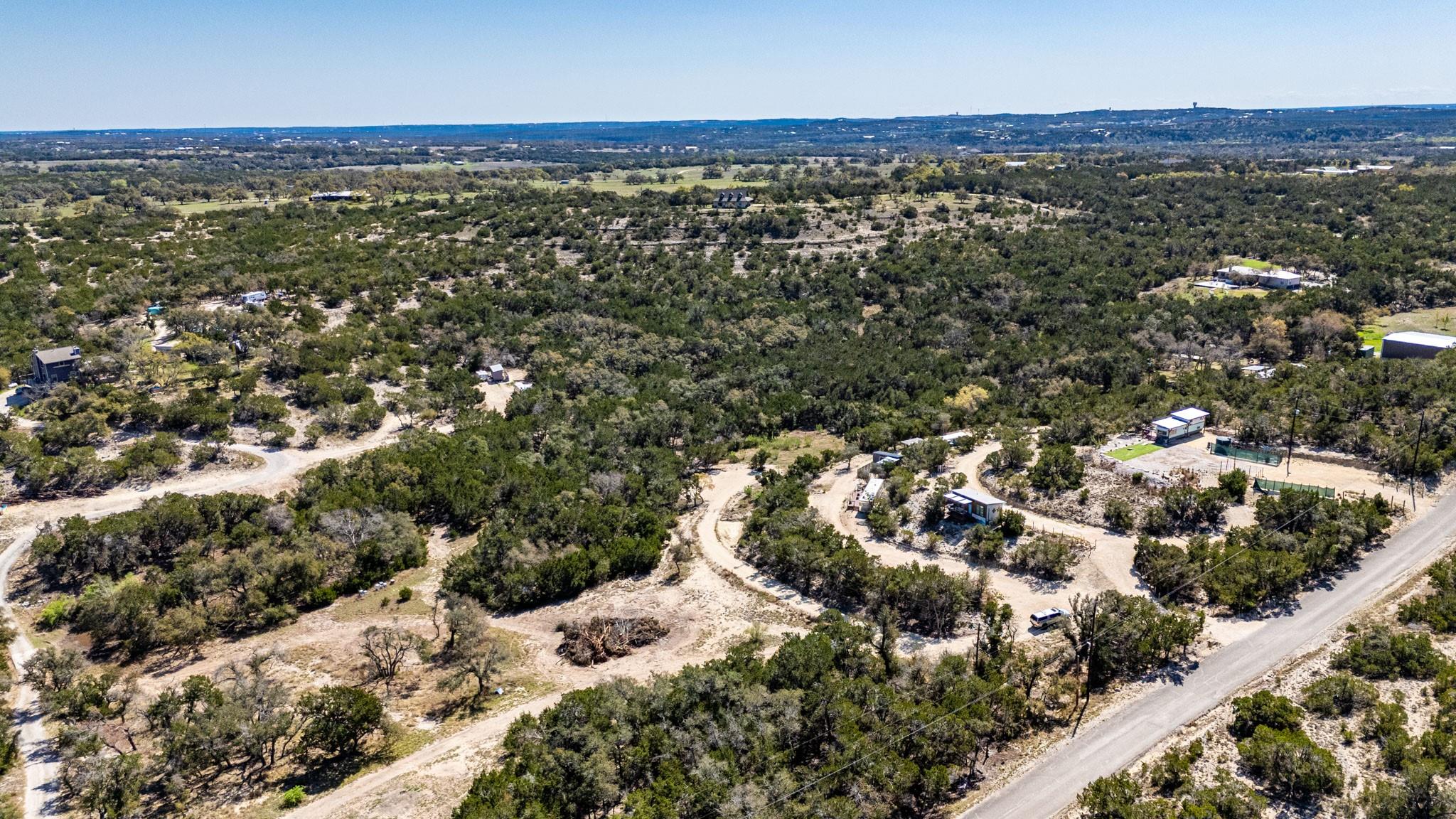 530 Pioneer Trl Property Photo 3