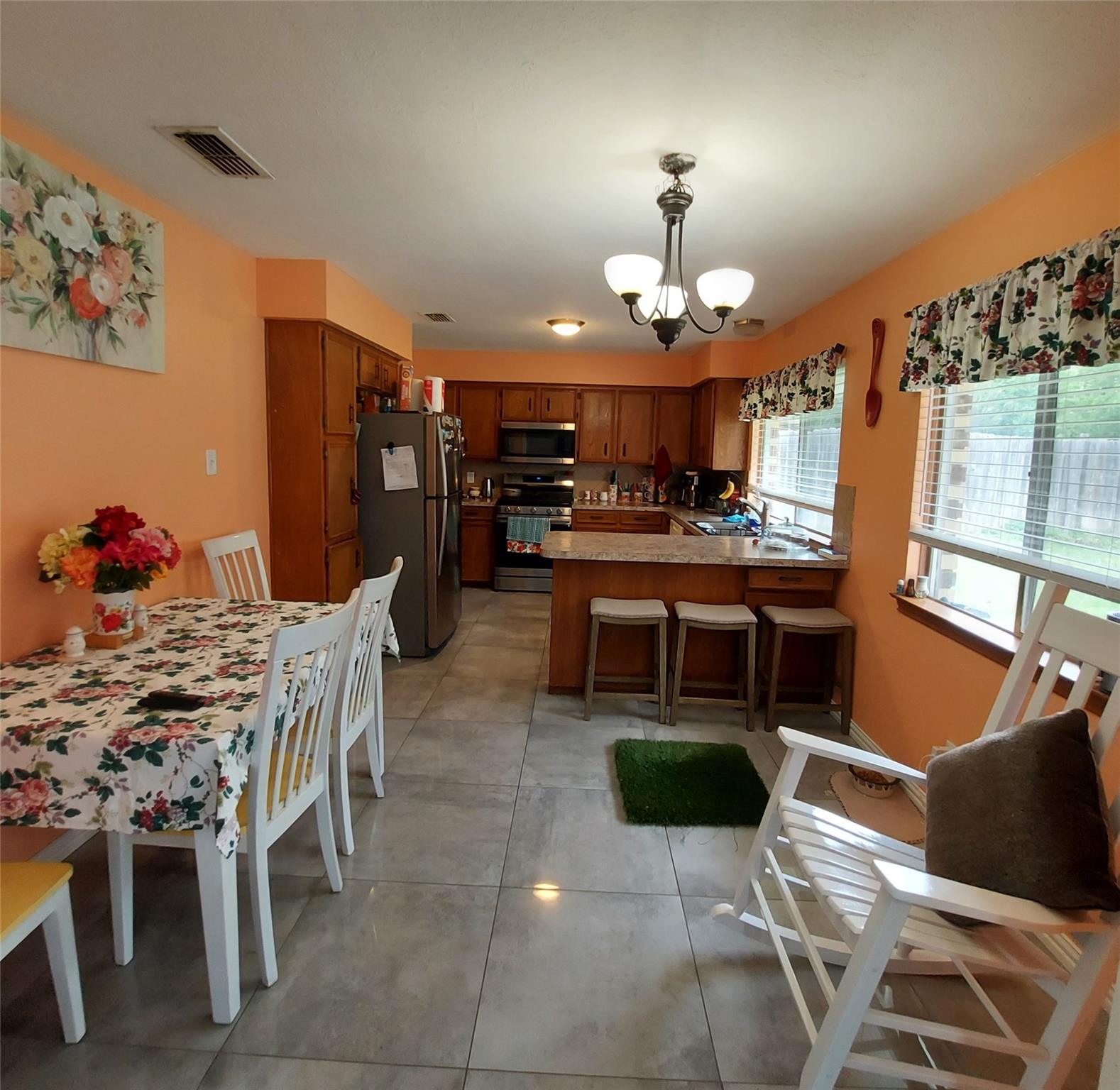 2303 Dover Rd Property Photo 8