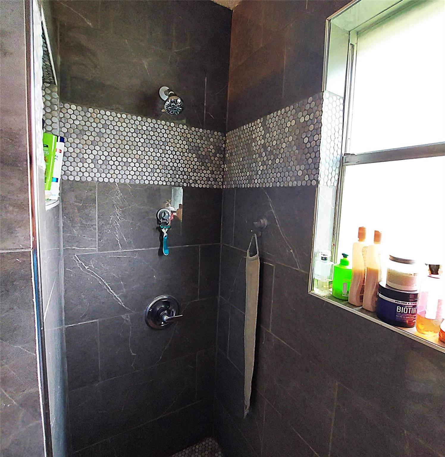 2303 Dover Rd Property Photo 24