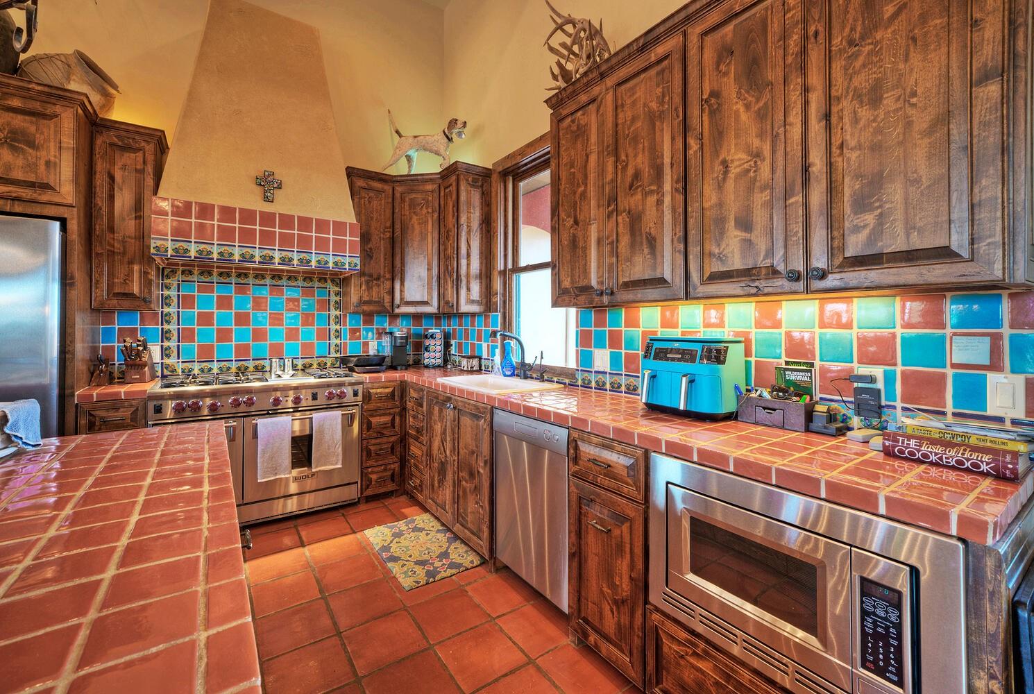 1372 Lyles Ranch Rd Property Photo 10