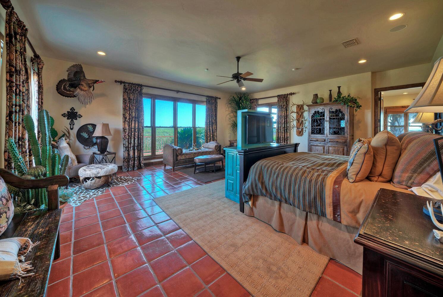 1372 Lyles Ranch Rd Property Photo 11