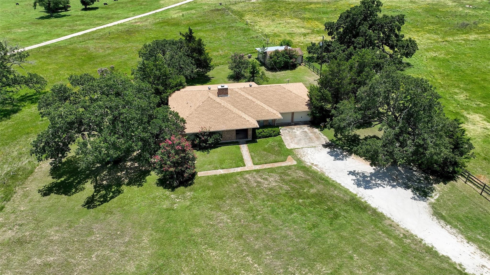 577 S Fm 487 Property Photo 2
