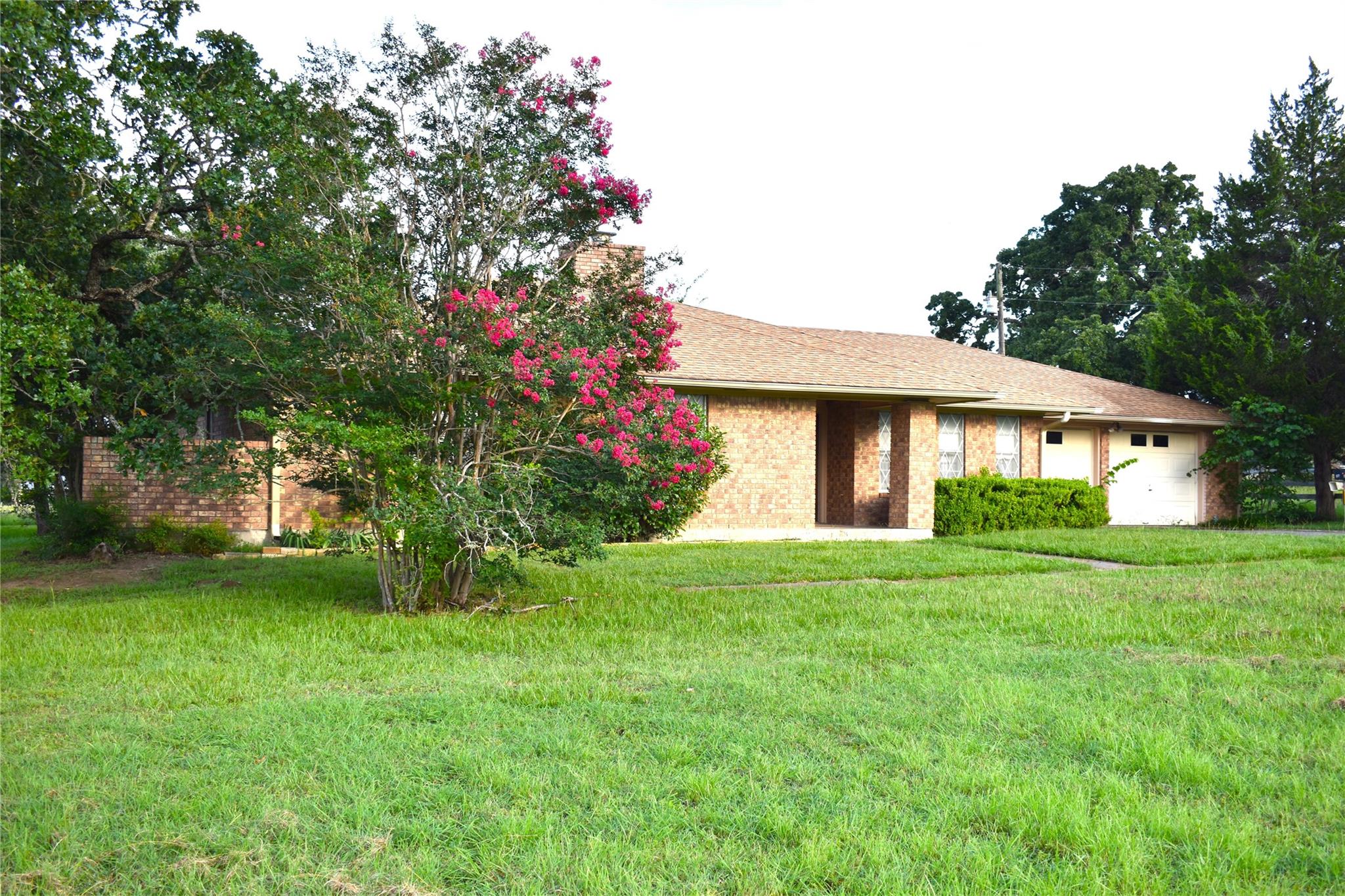 577 S Fm 487 Property Photo 5