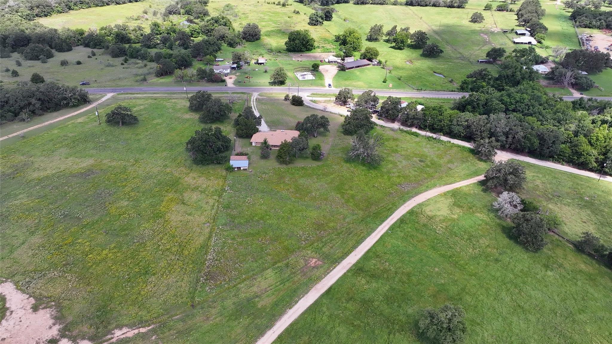 577 S Fm 487 Property Photo 26