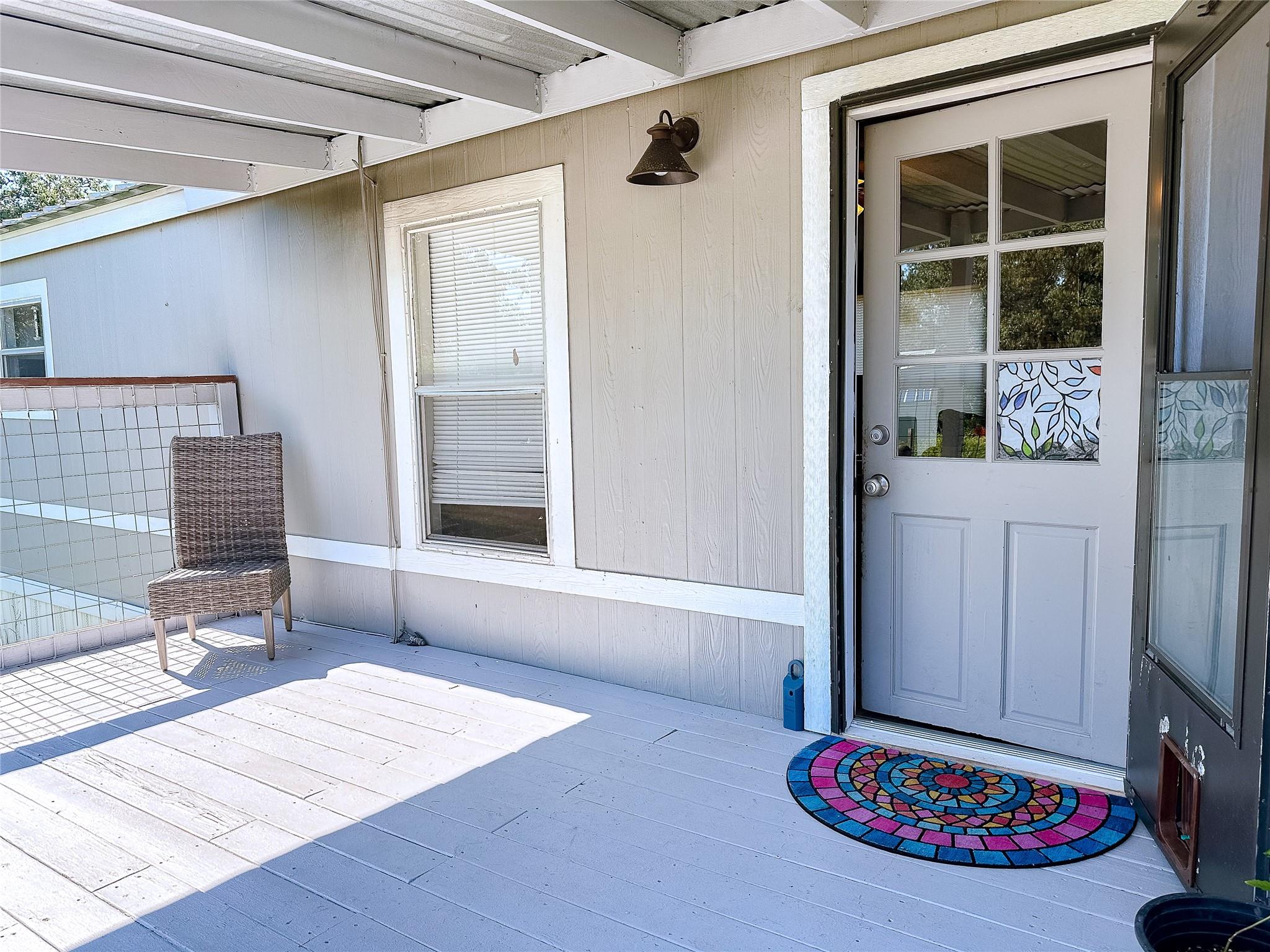 105 Singleton Dr Property Photo 3