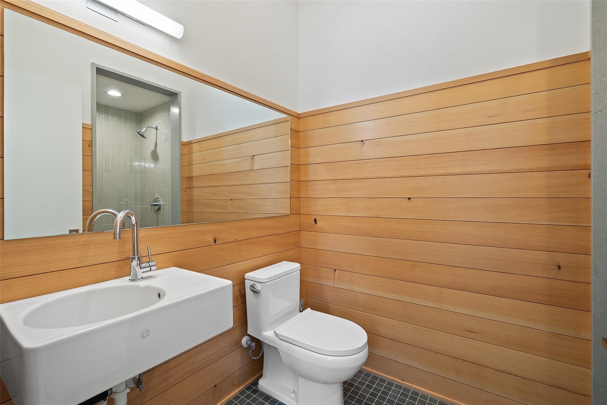 1319 Bonham Ter Property Photo 8