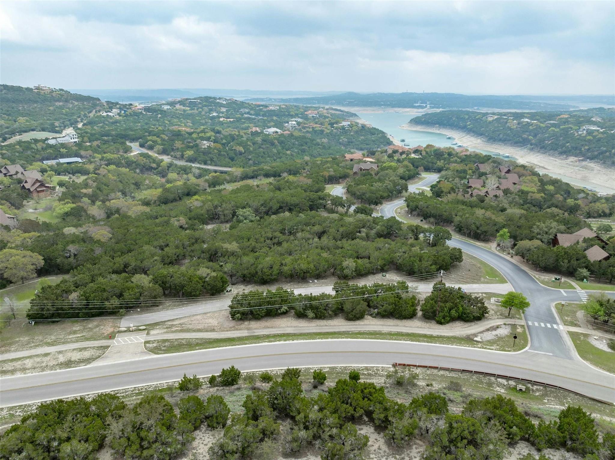 7245 Old Burnet Rd Property Photo 3