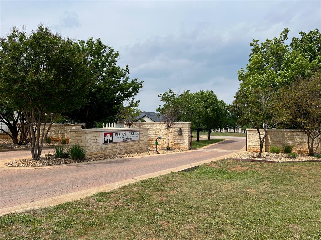 105 Lampasas Ct Property Photo 1
