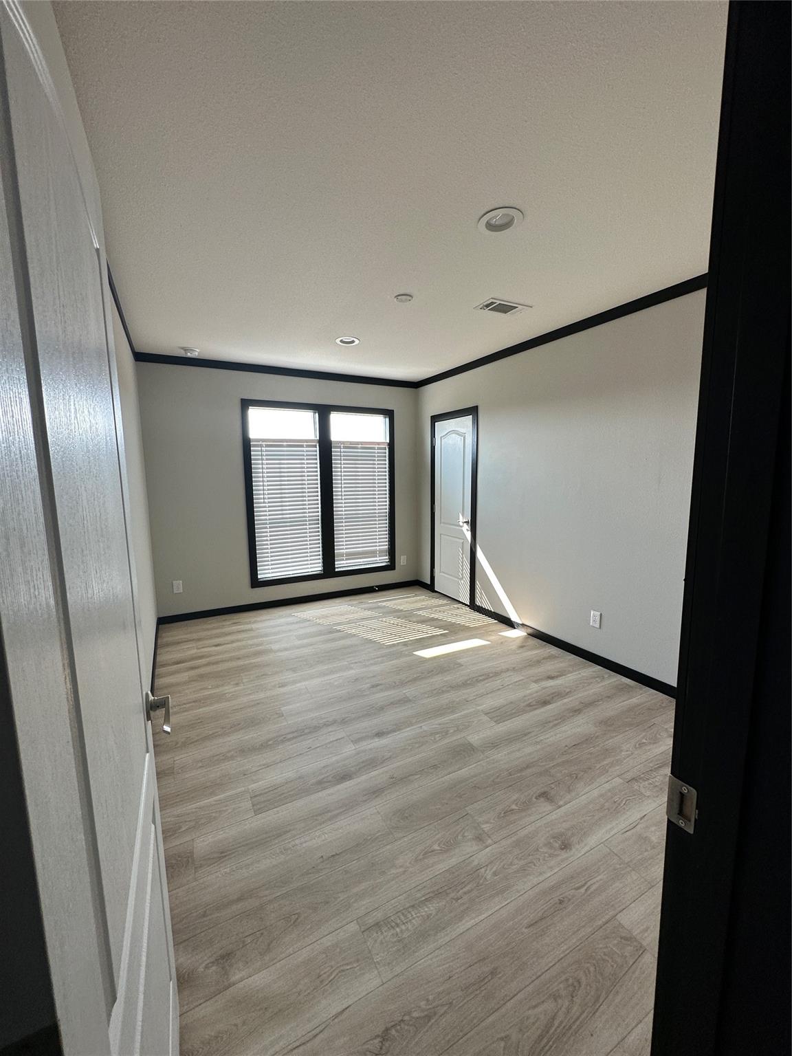 3955 Blue Cut Rd Property Photo 15