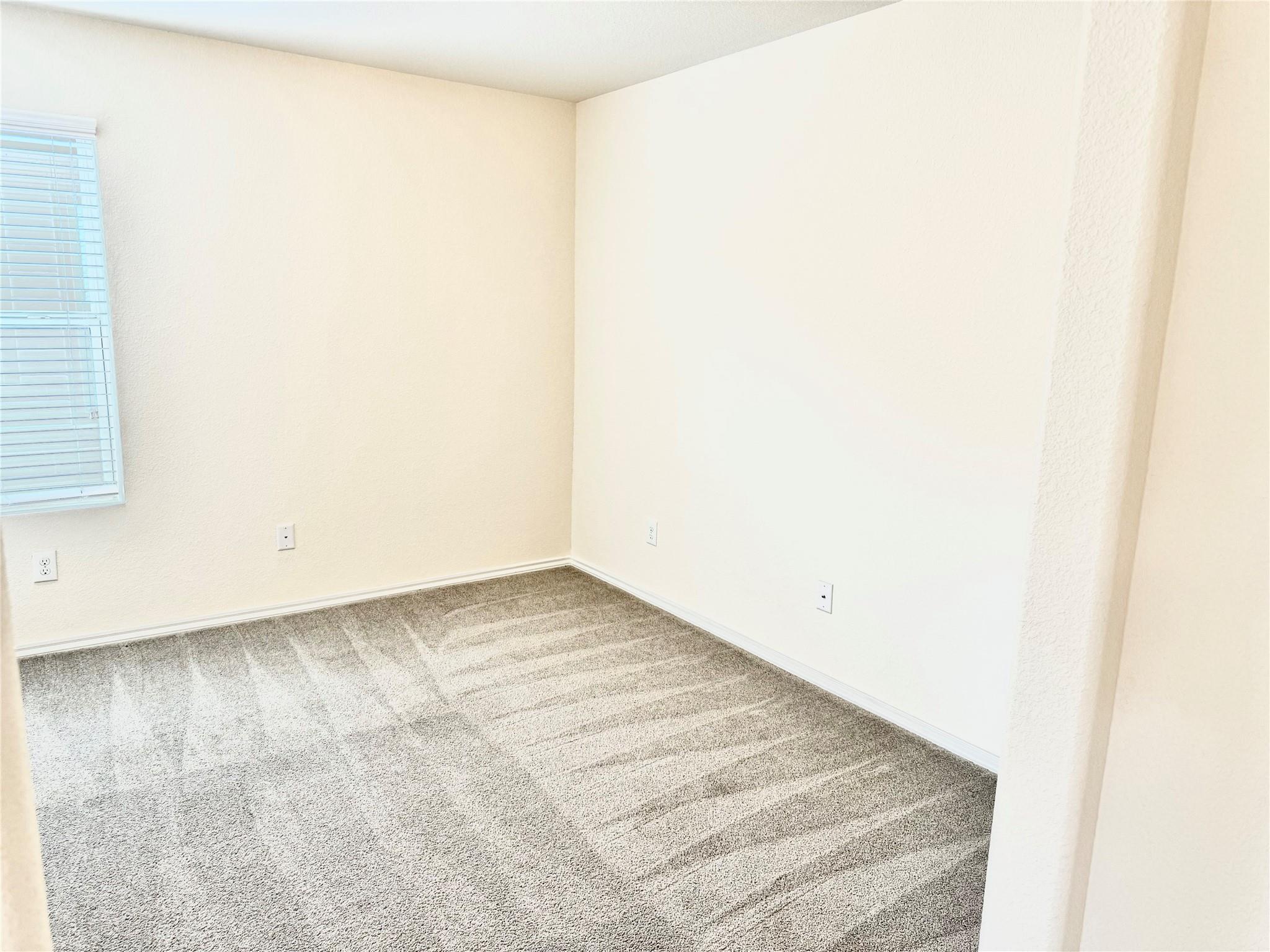 133 Ammonite Ln Property Photo 5