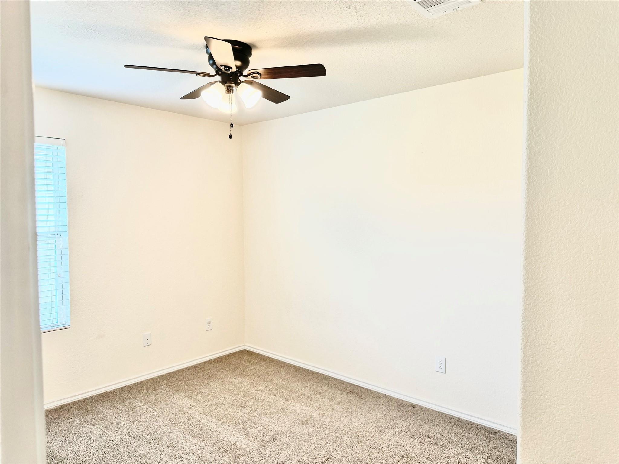 133 Ammonite Ln Property Photo 9