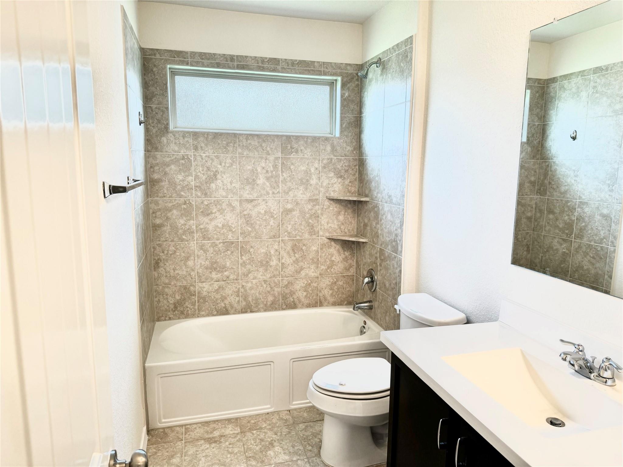 133 Ammonite Ln Property Photo 10