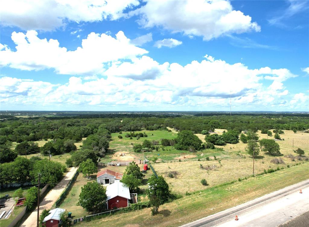 6514 W Hwy 190 Property Photo 7