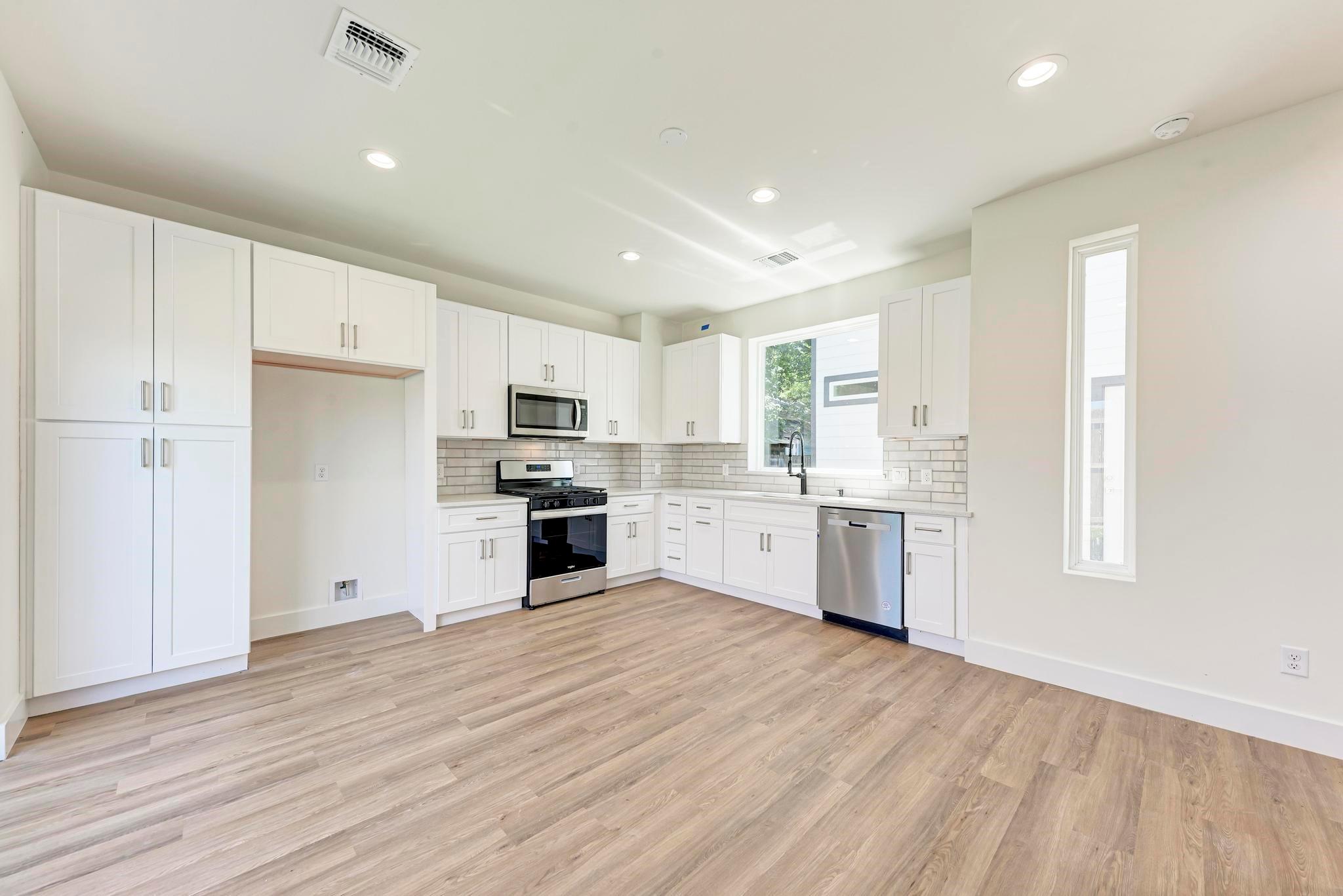 502 Tillery St 2 Property Photo 6
