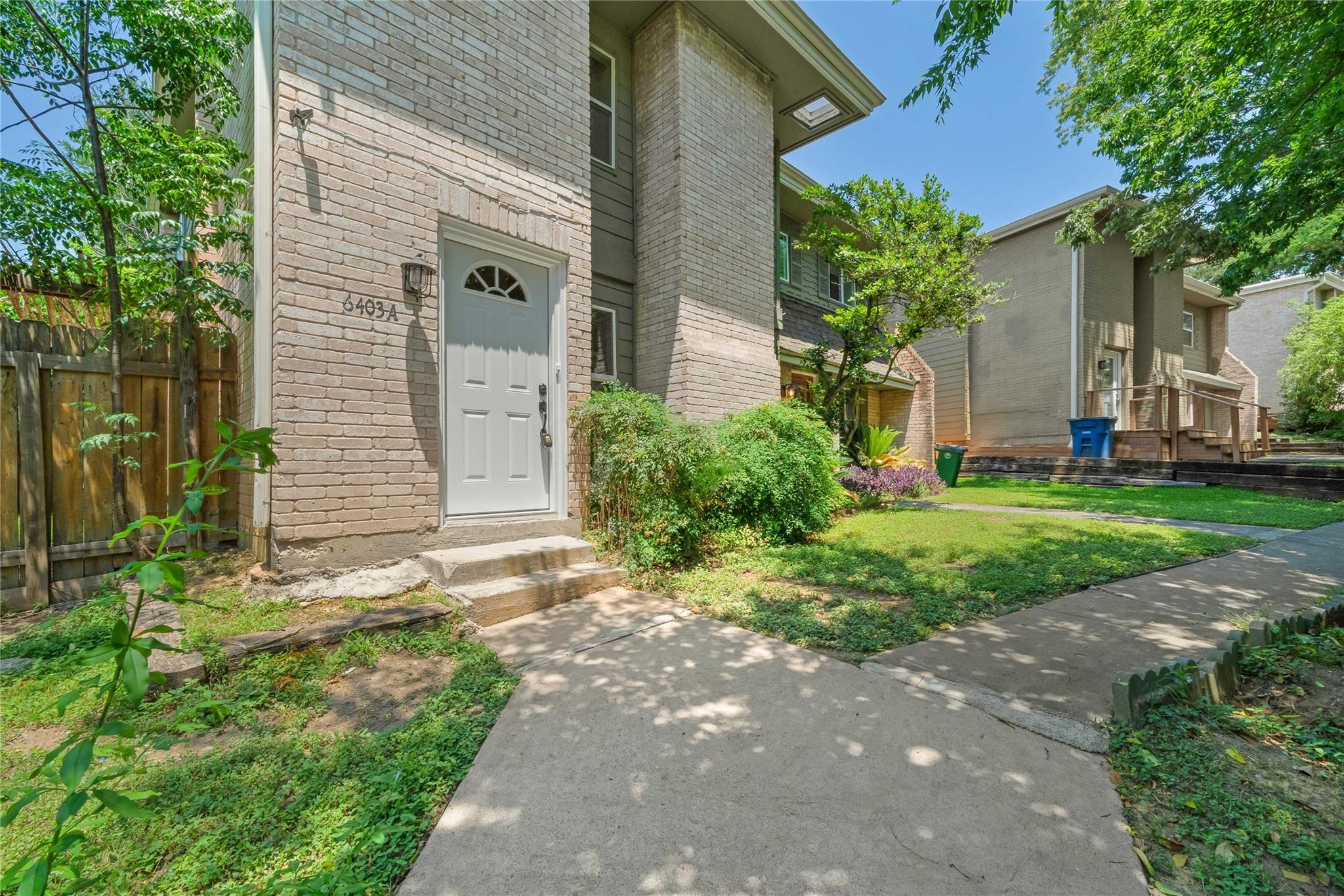 6403 Chimney Creek Cir A Property Photo