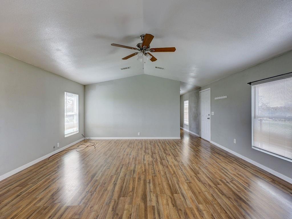 599 Rocky Ridge Ln Property Photo 6