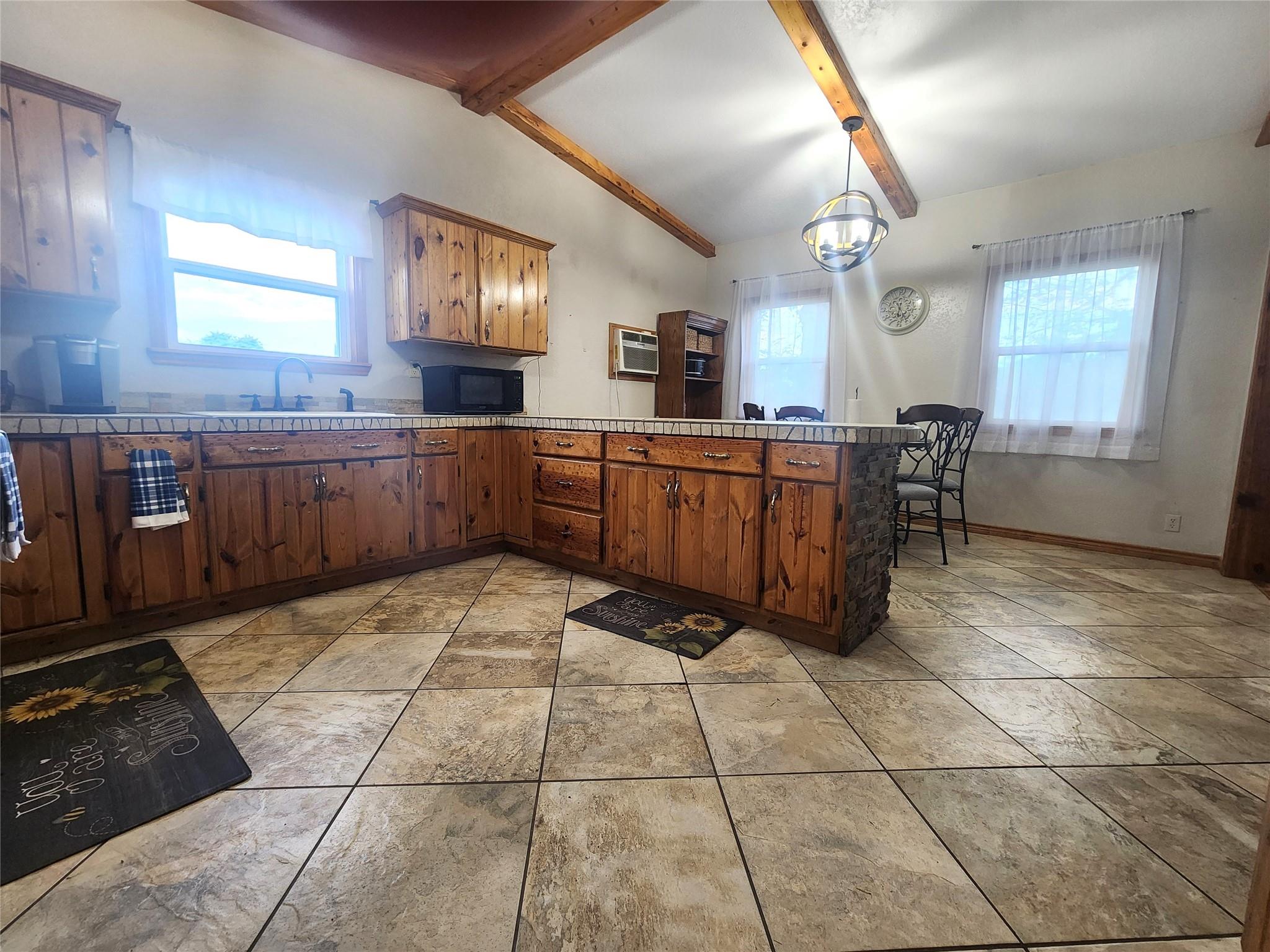 624 County Road 408d Property Photo 11