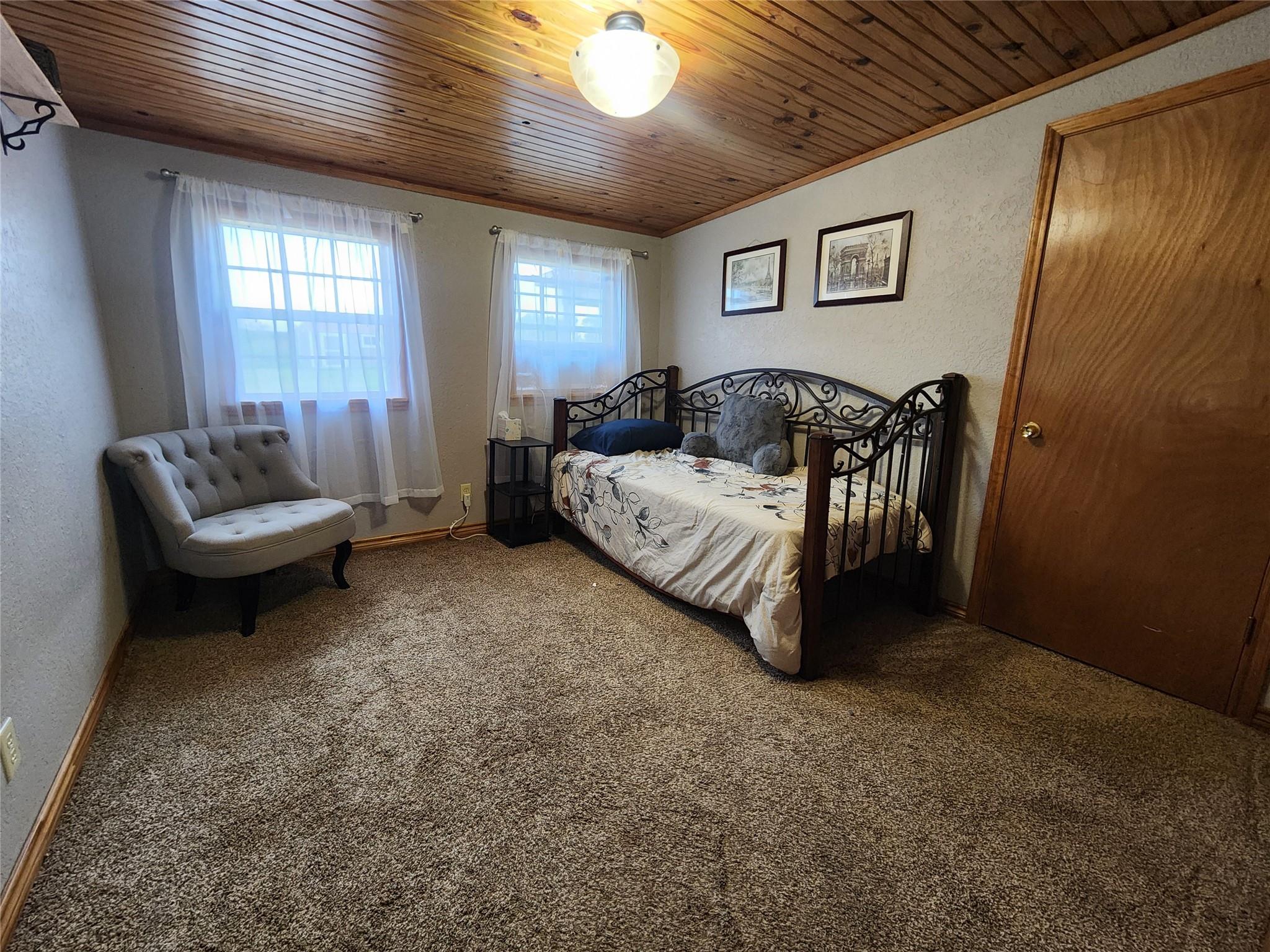 624 County Road 408d Property Photo 13