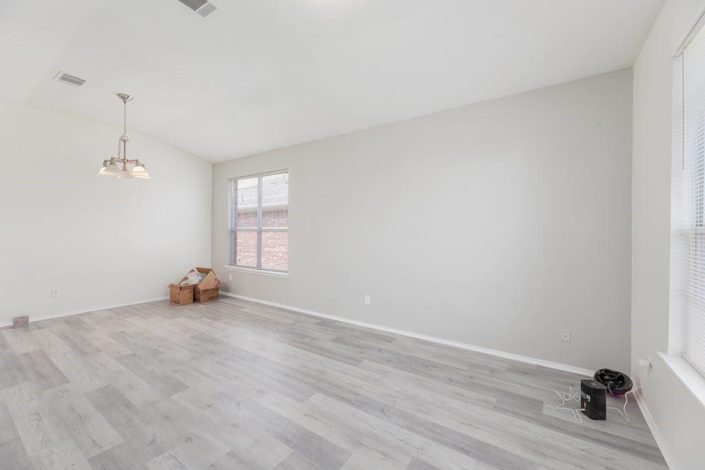11853 Gaelic Dr Property Photo 6