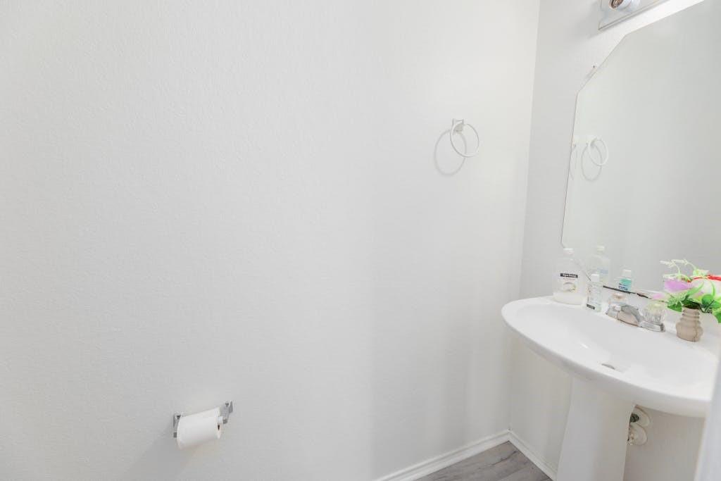 11853 Gaelic Dr Property Photo 8