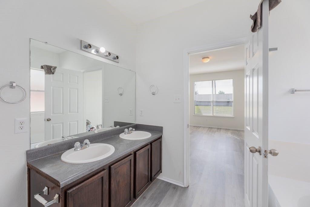 11853 Gaelic Dr Property Photo 23