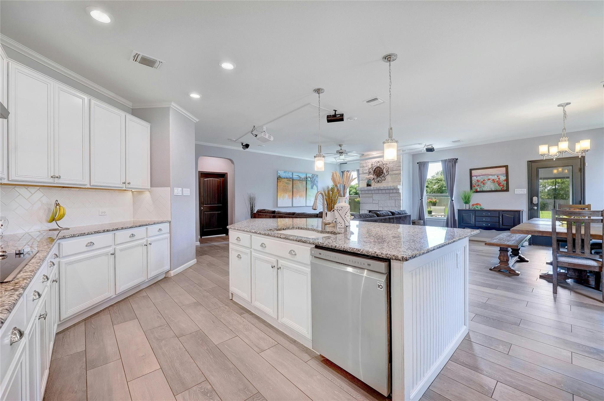 31451 Kingsway Rd Property Photo 15
