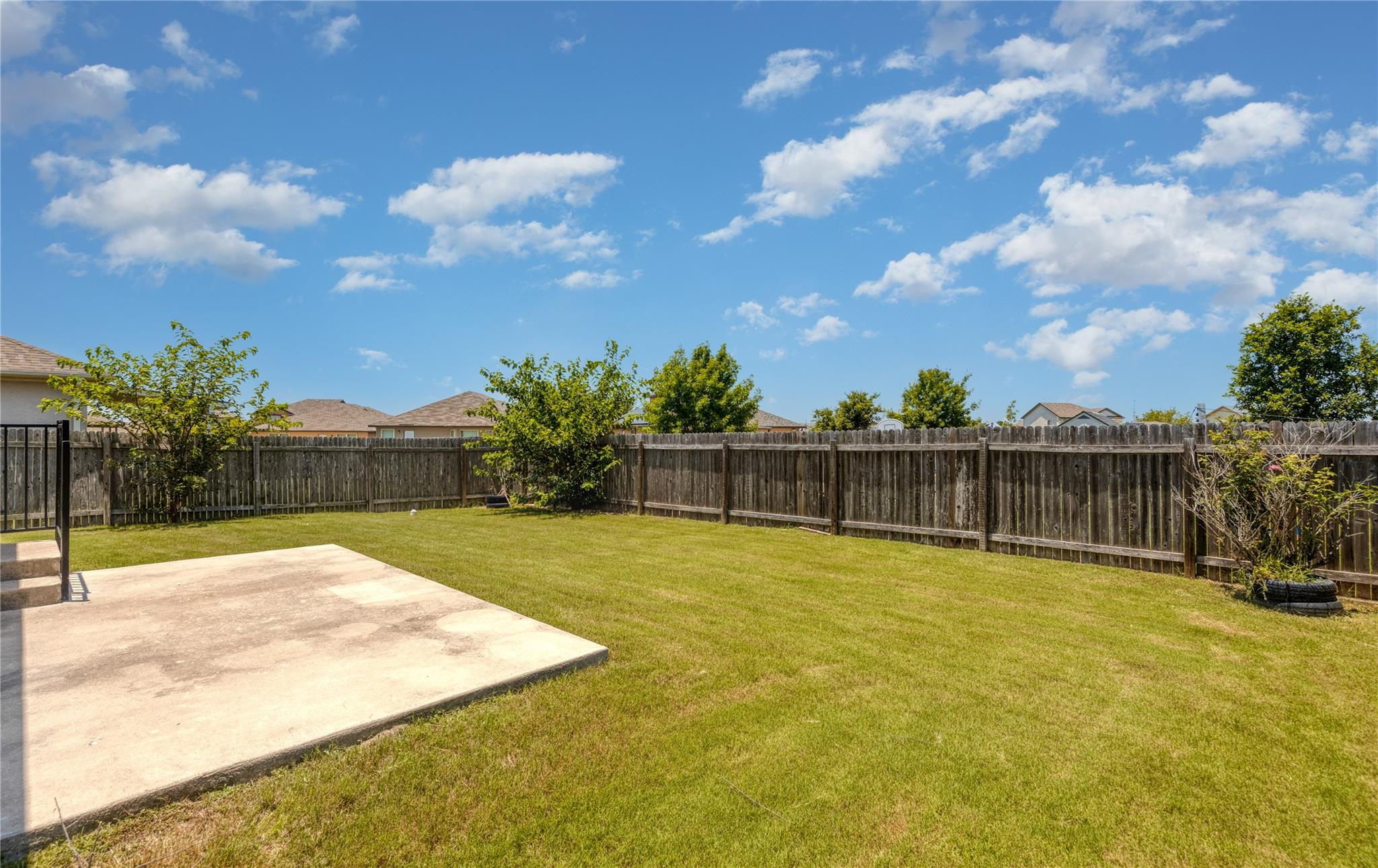 19320 Stokes Ln Property Photo 24