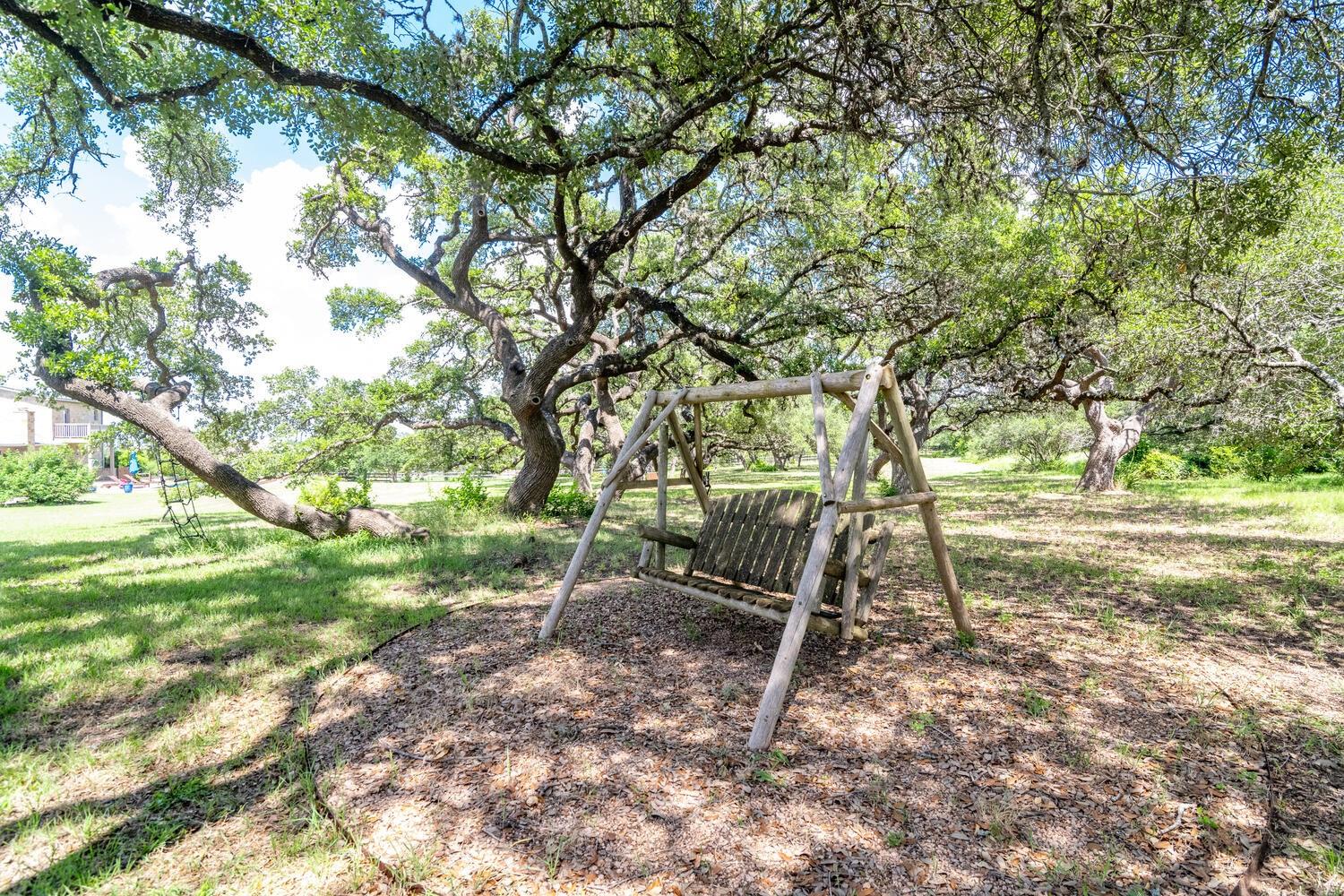 225 Lone Spur Ln Property Photo 38