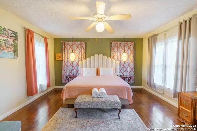2102 W Kings Highway Property Photo 17