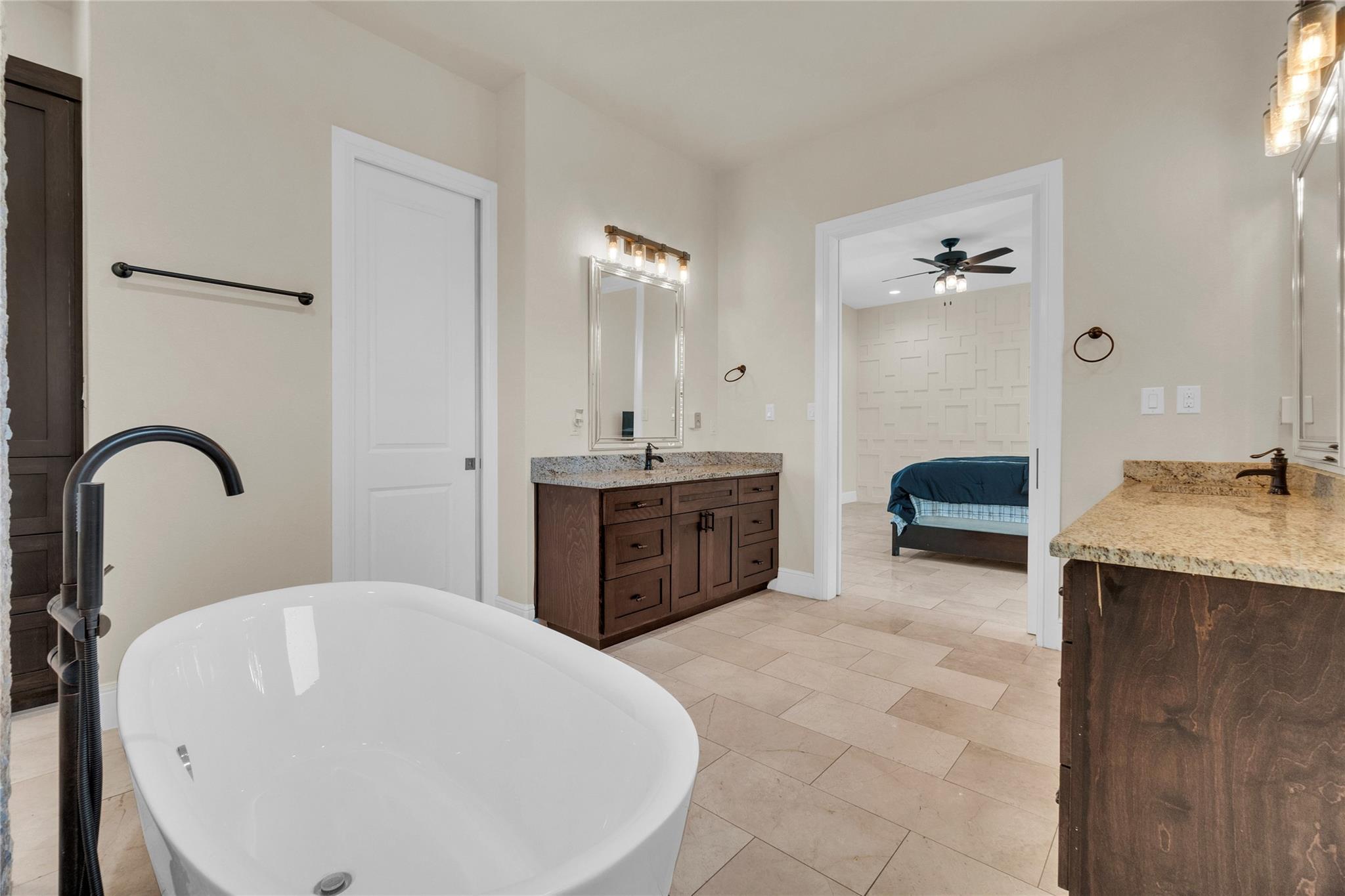 12312 White Birch St Property Photo 23
