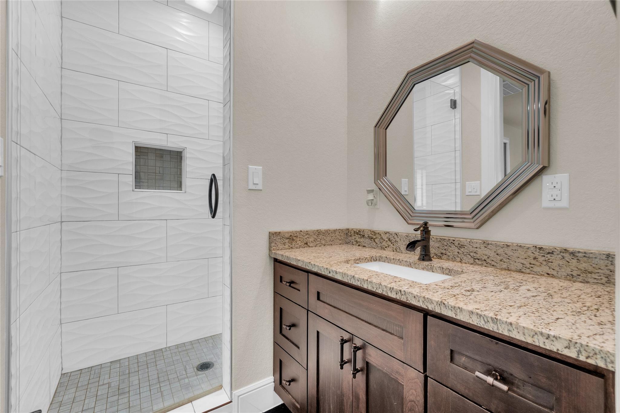 12312 White Birch St Property Photo 28