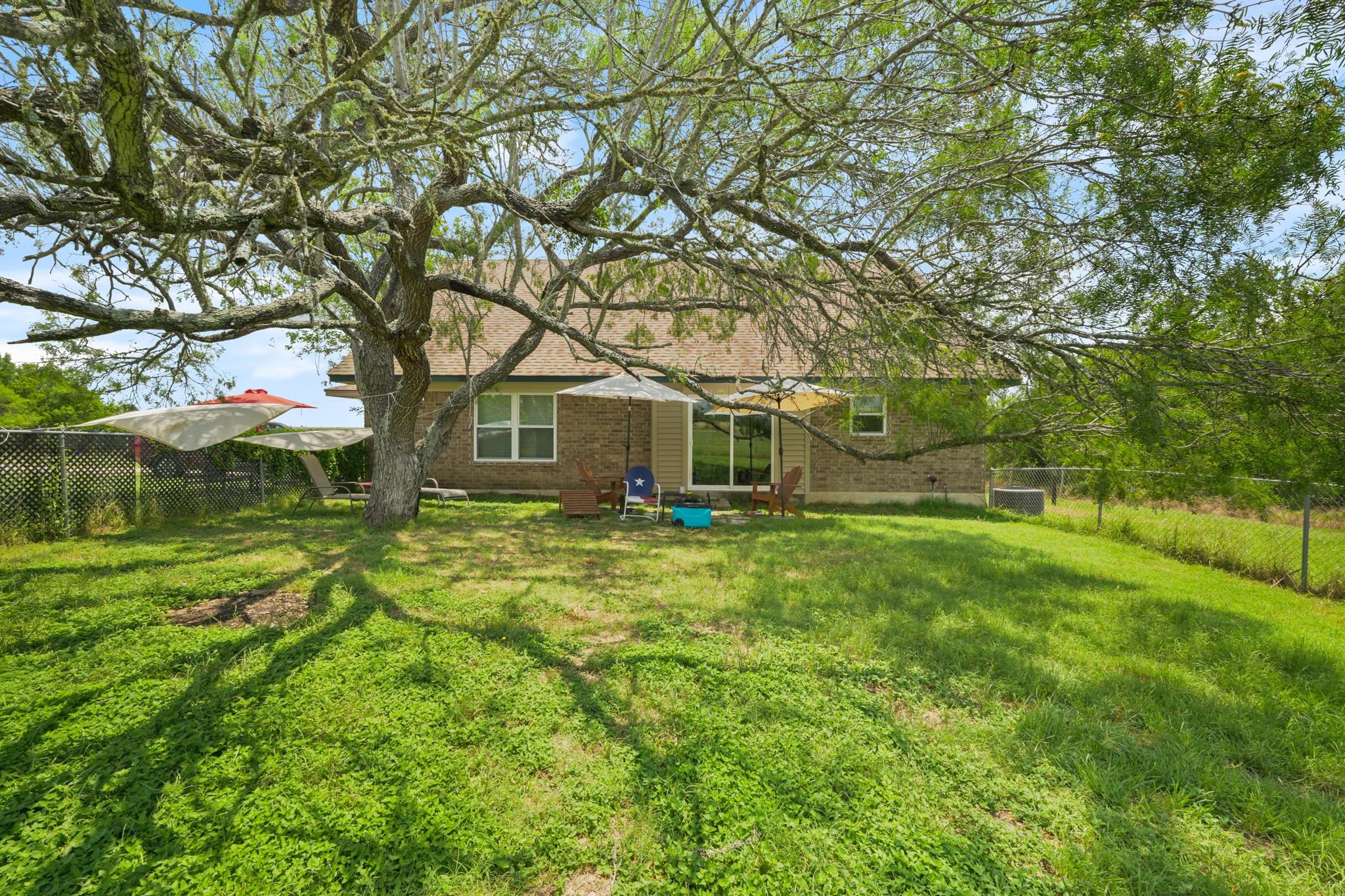 1842 Schuelke Rd Property Photo 18