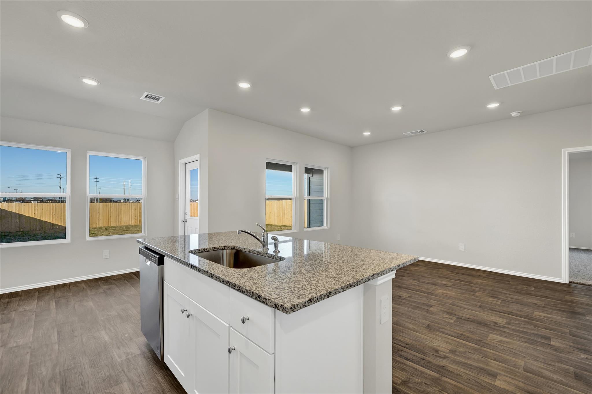 1061 Argonne Forest Property Photo 7