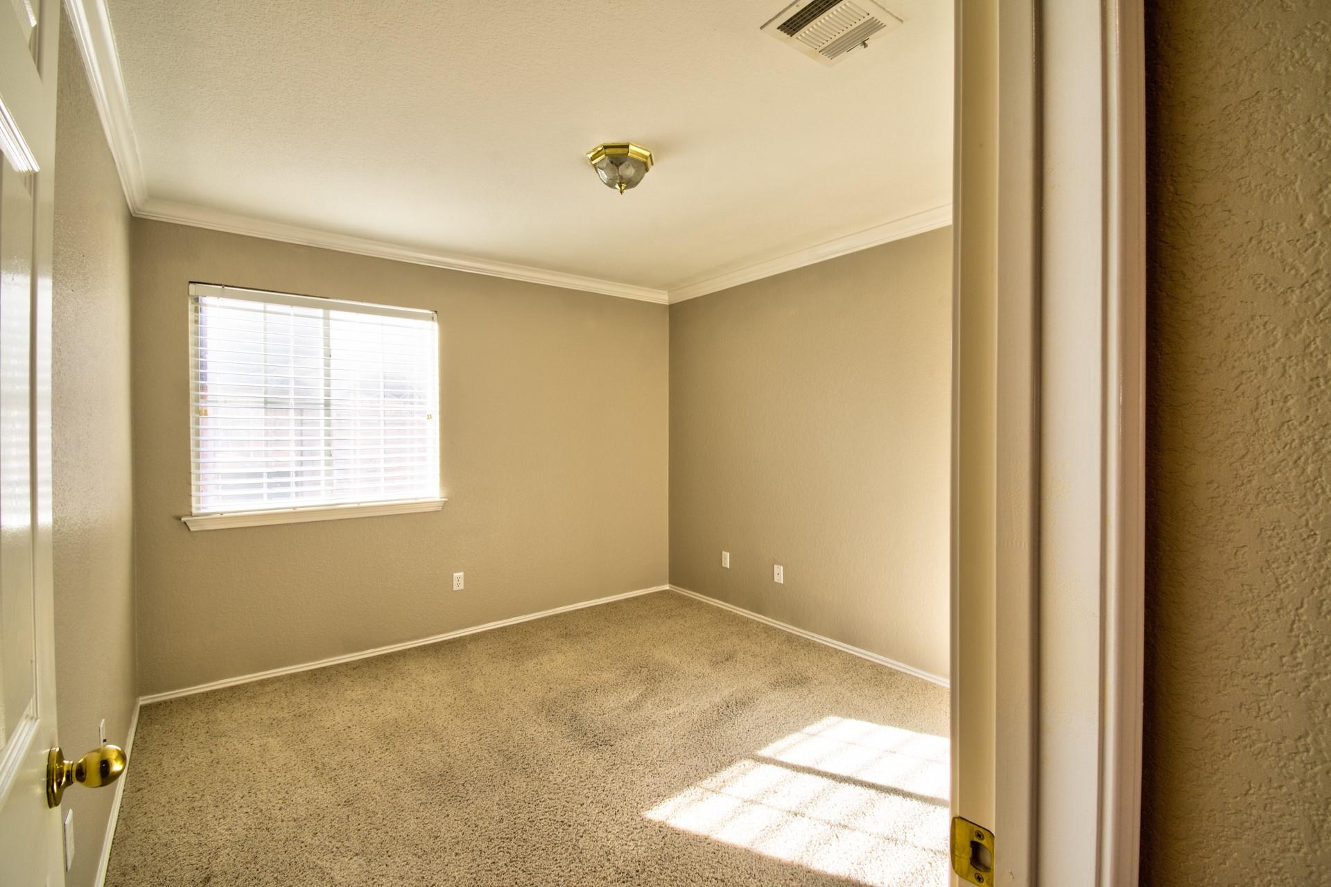 10700 Beard Ave Property Photo 21