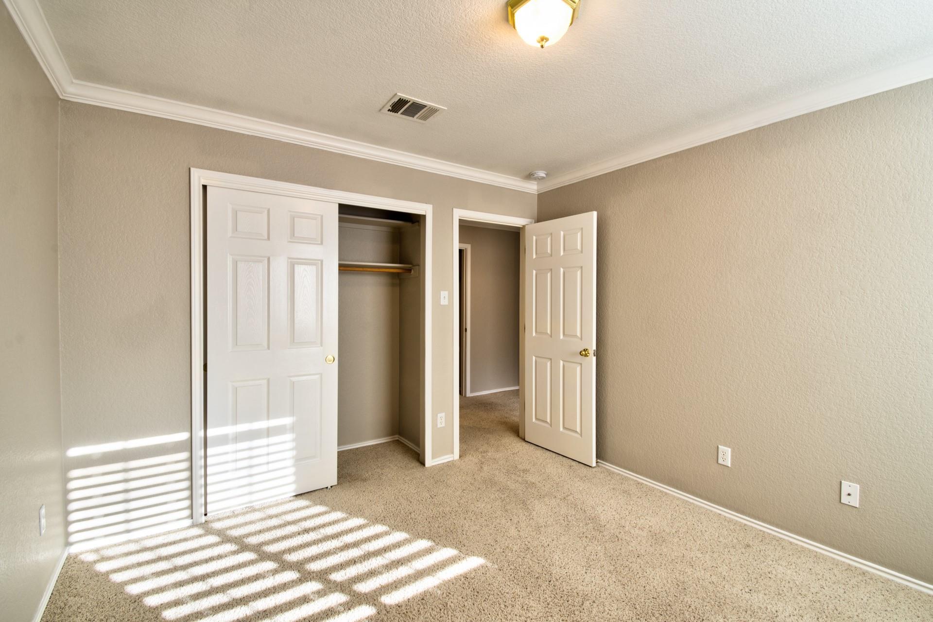 10700 Beard Ave Property Photo 22