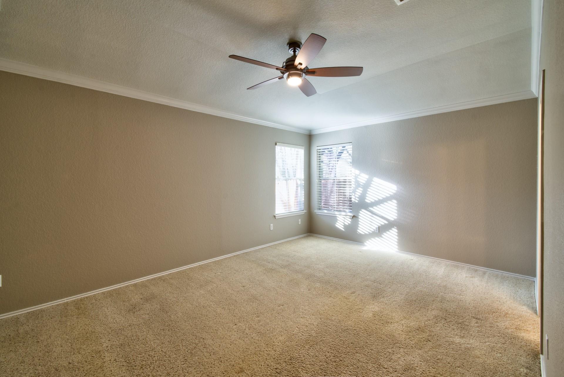 10700 Beard Ave Property Photo 23