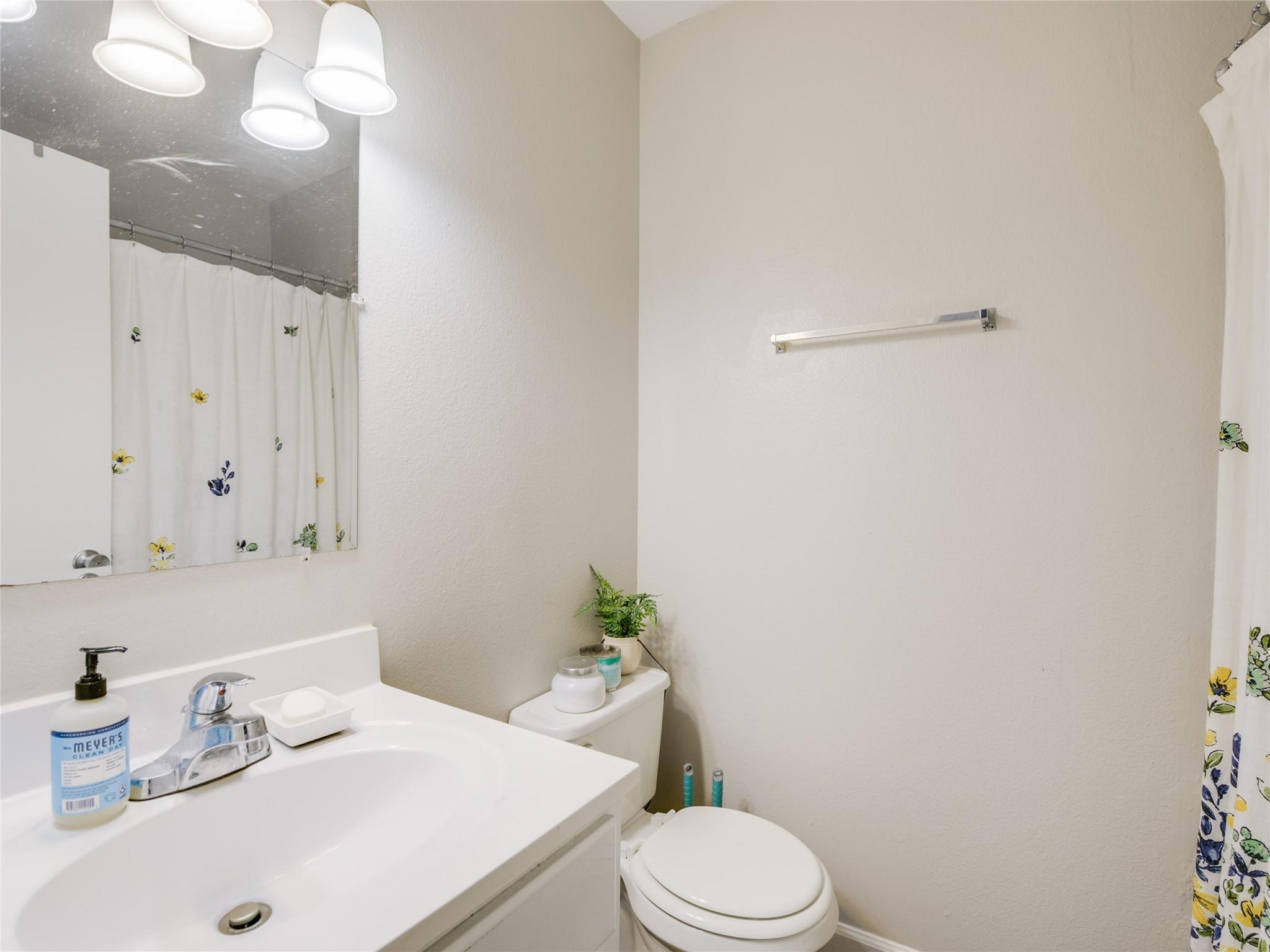 1008 25 1/2 St 104 Property Photo 7