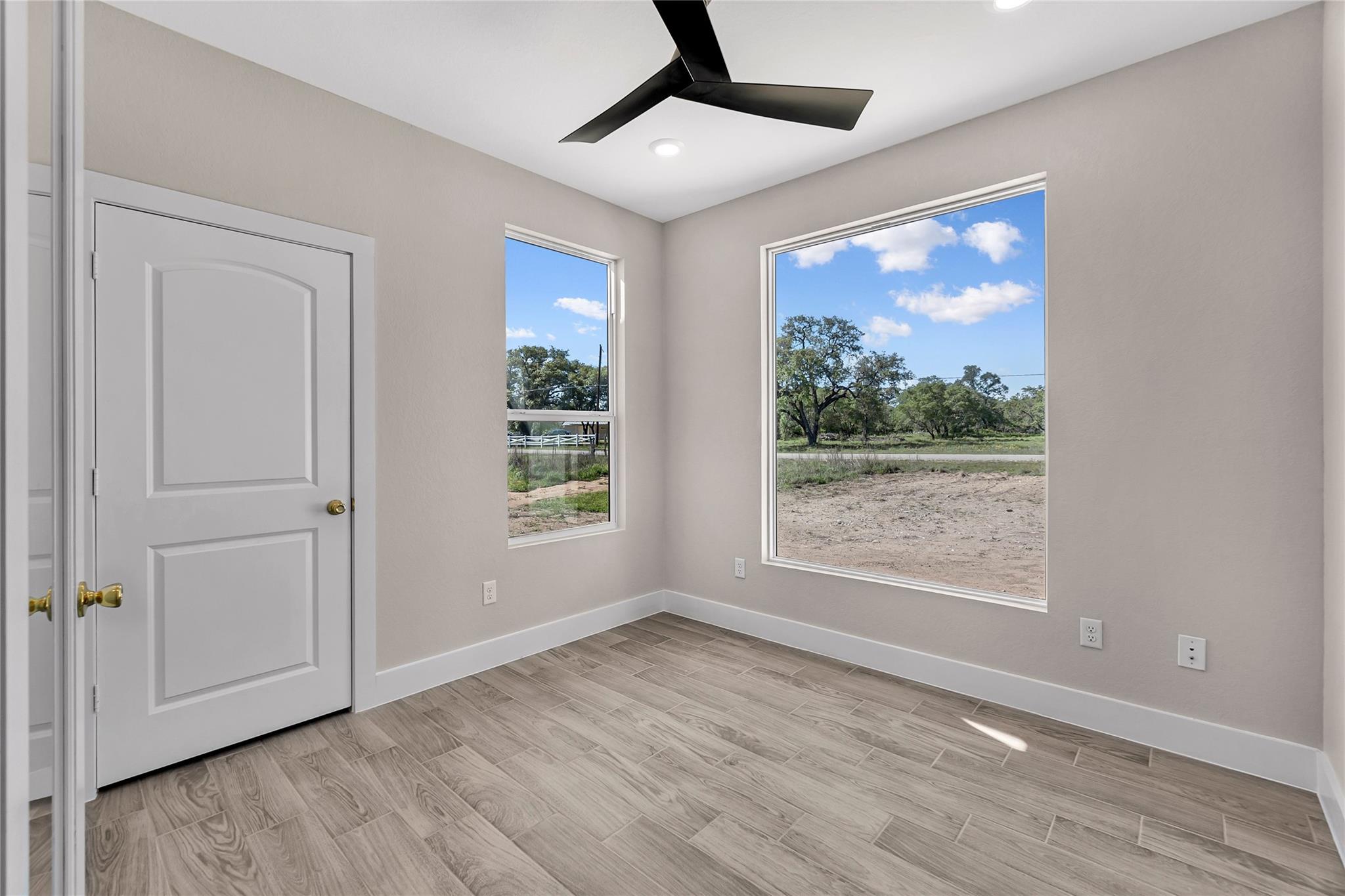 140 Palomino Trl Property Photo 12