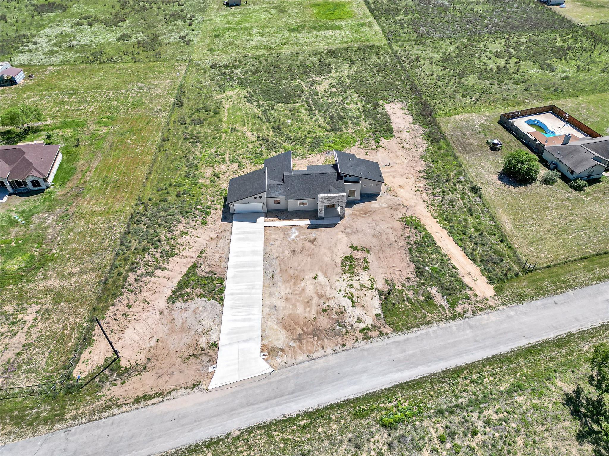 140 Palomino Trl Property Photo 24