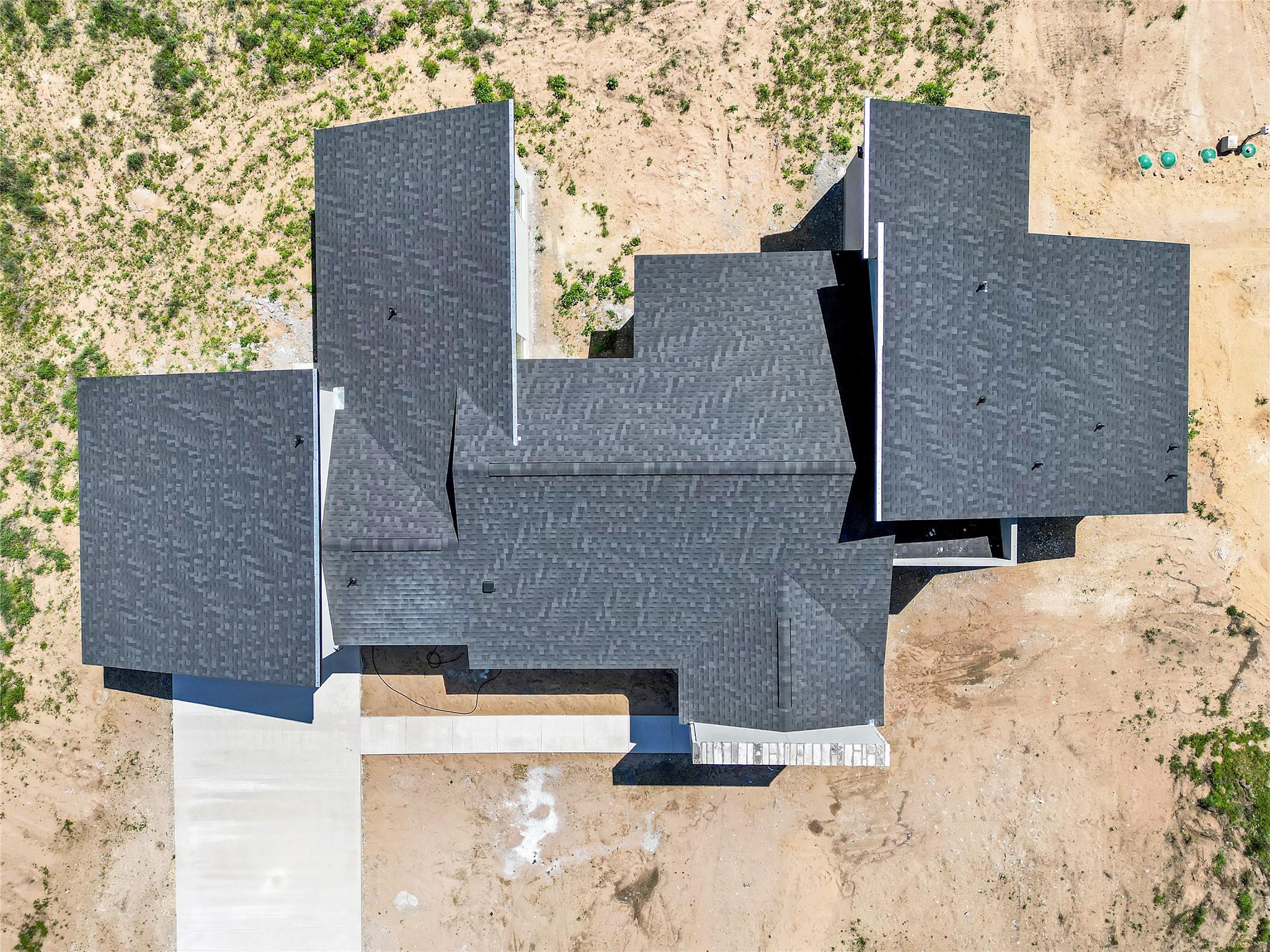 140 Palomino Trl Property Photo 27