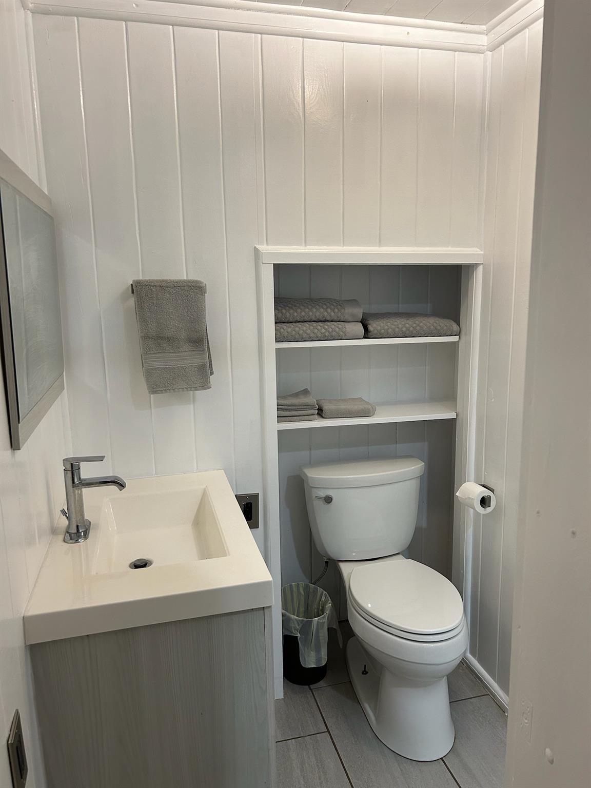 3230 Harbor Dr Property Photo 10