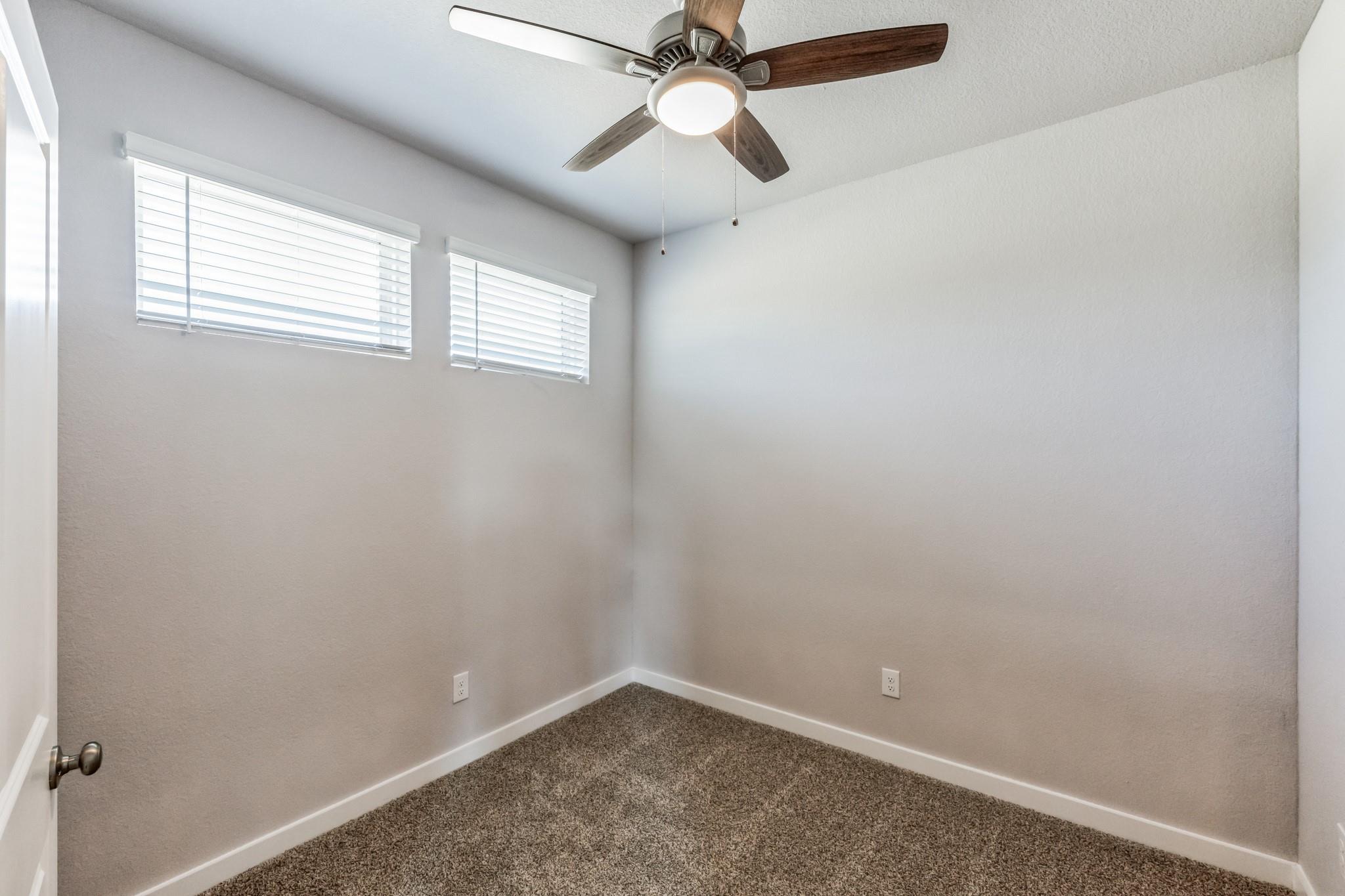 208 Ashby Dr Property Photo 7