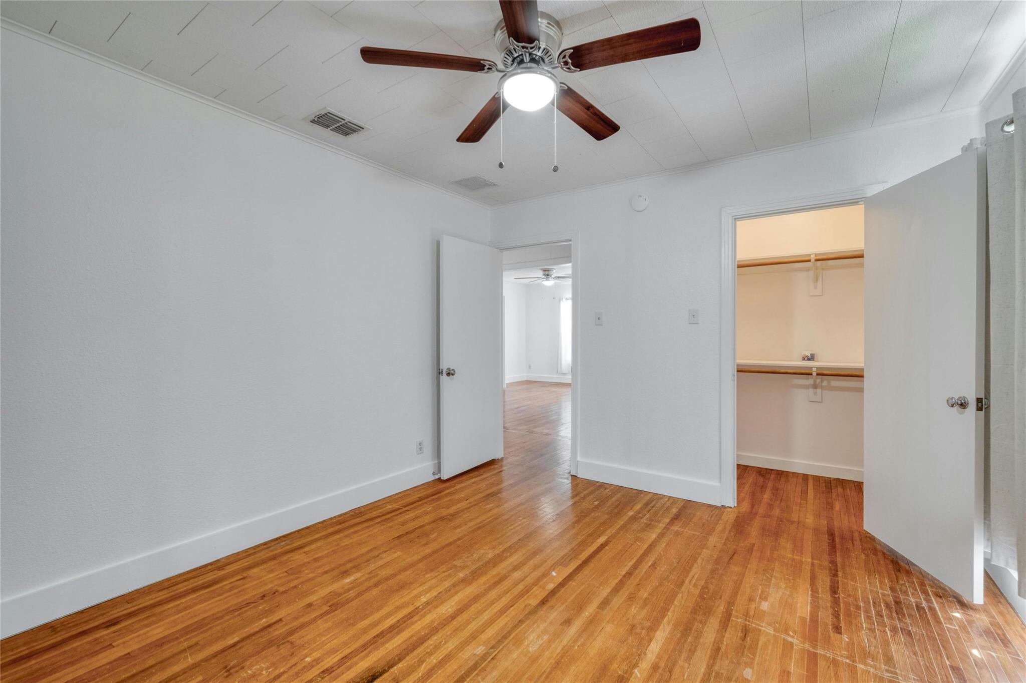 511 Sloan St Property Photo 16