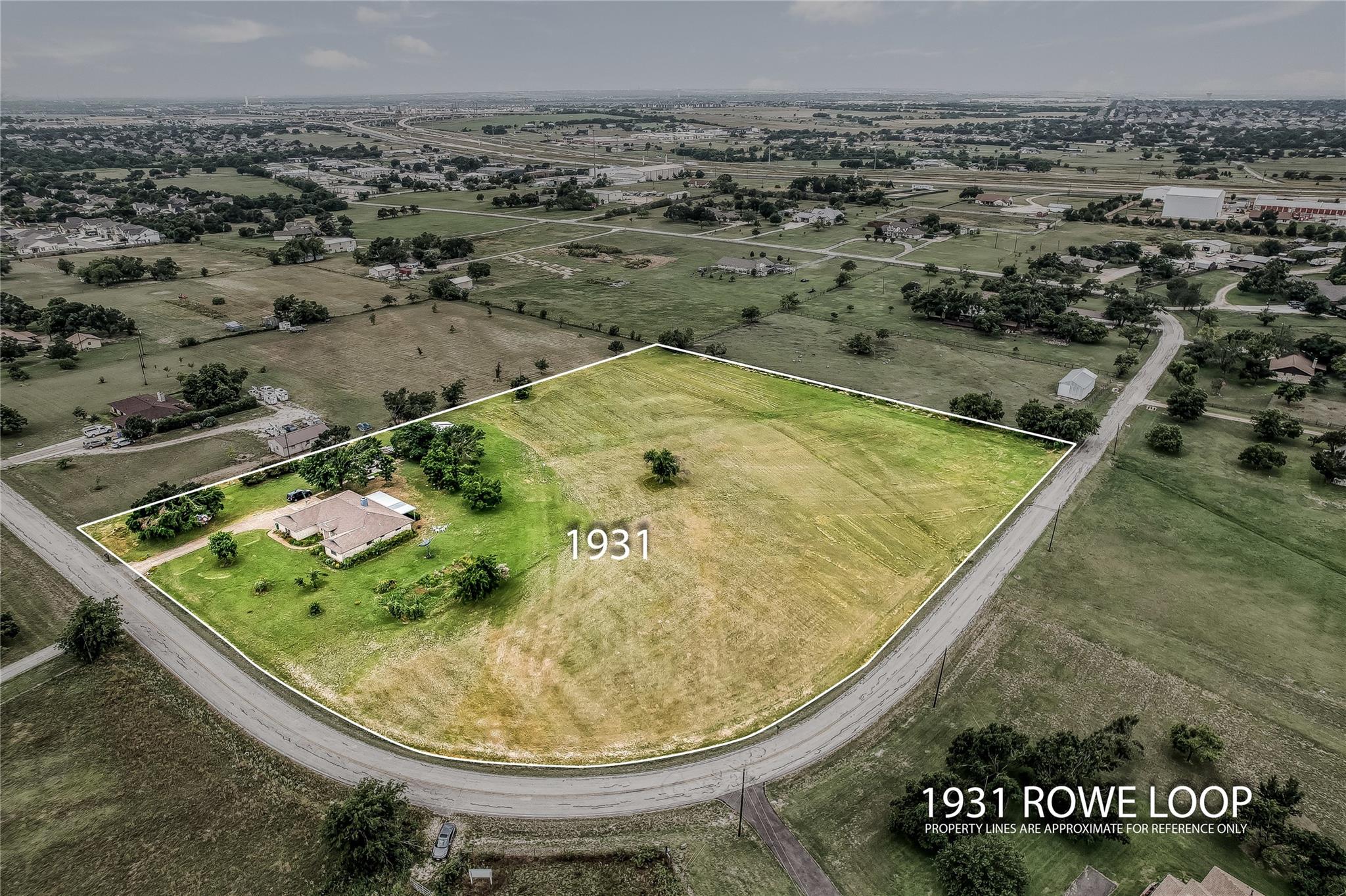 1931 Rowe Loop Property Photo 2